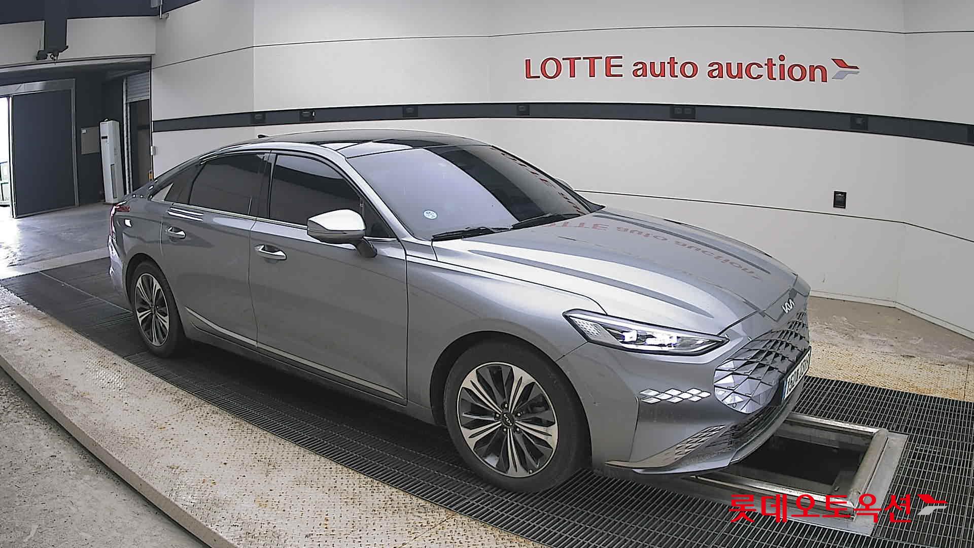 2022 - kia k8