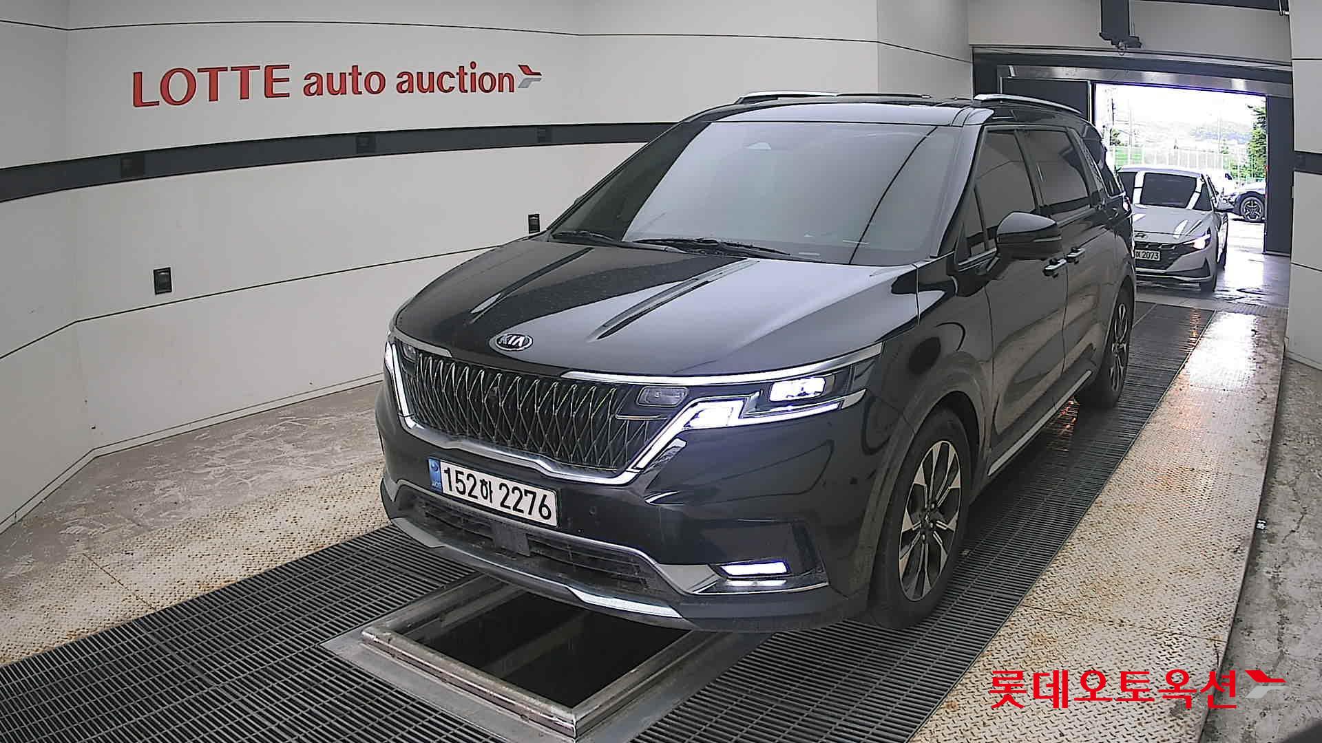 2021 - kia carnival