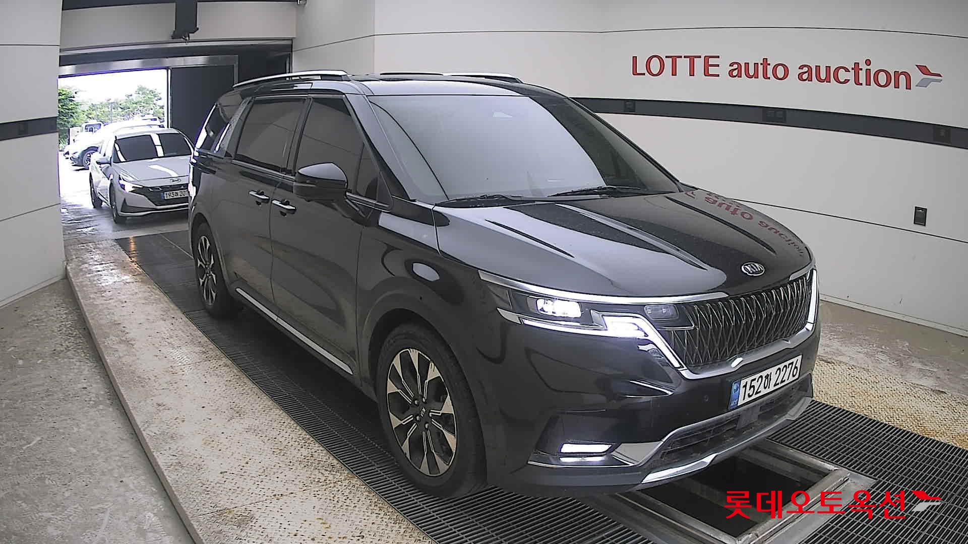 2021 - kia carnival