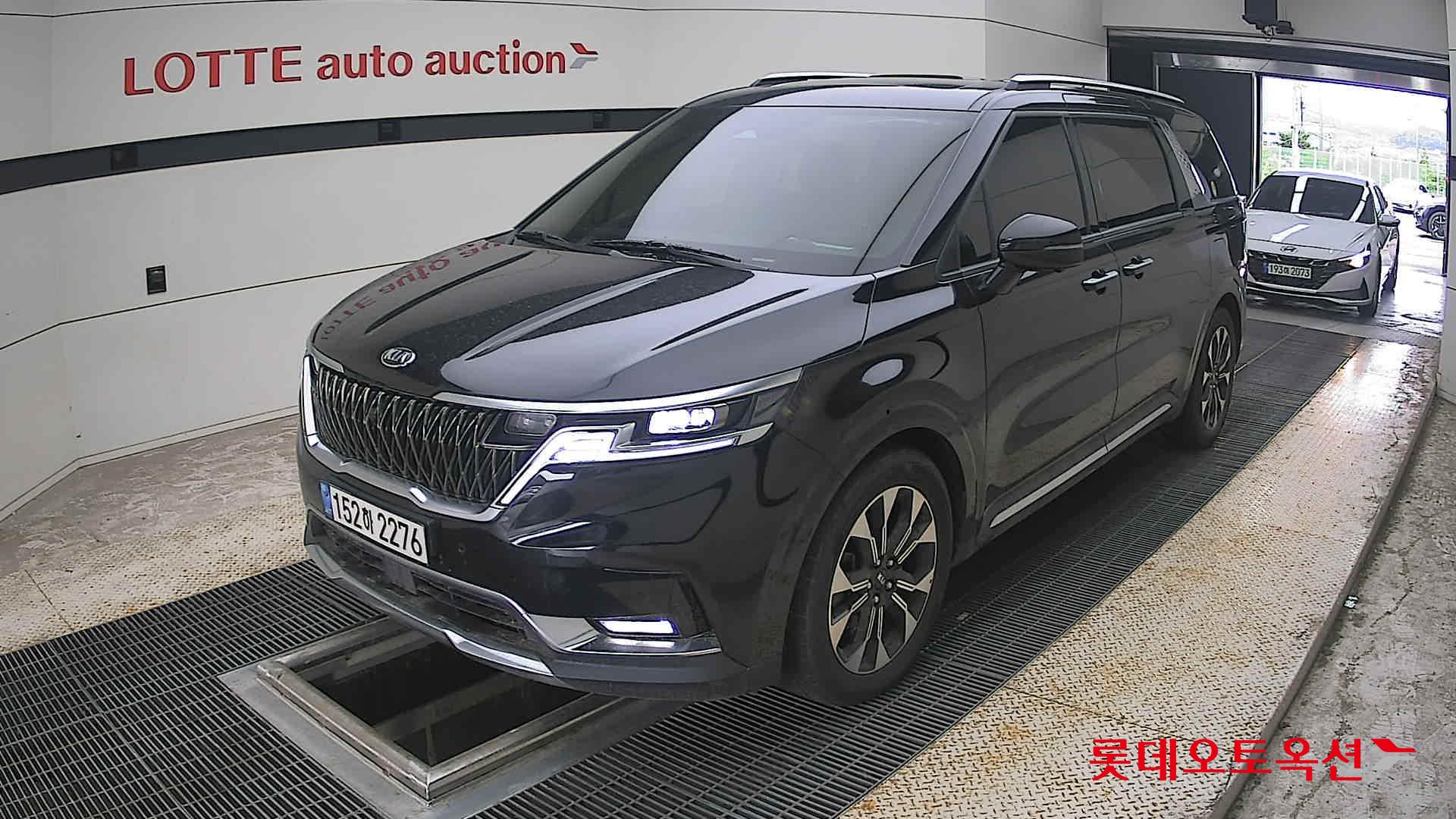 2021 - kia carnival