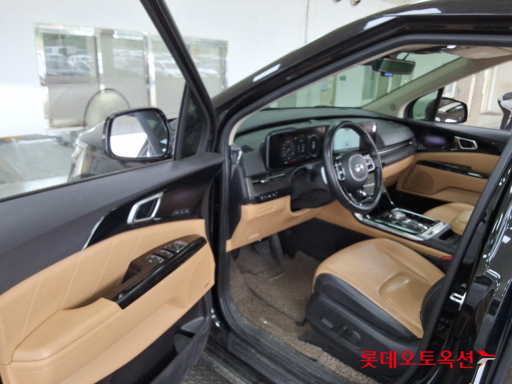 2021 - kia carnival