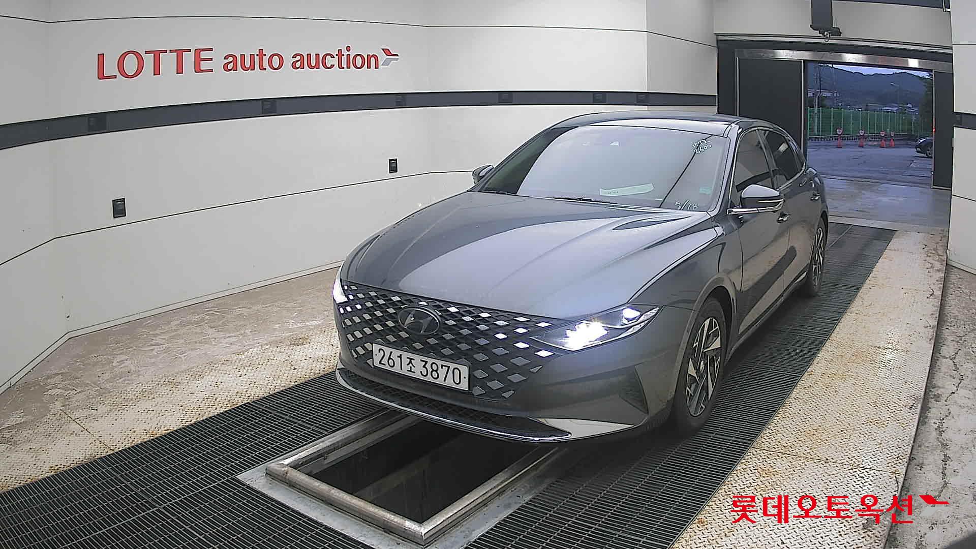 2022 - hyundai grandeur
