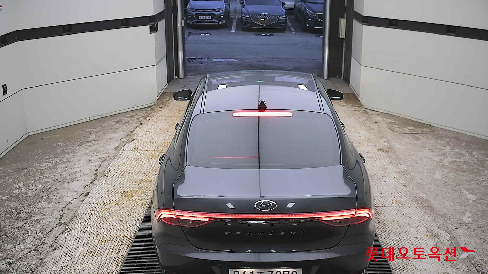2022 - hyundai grandeur