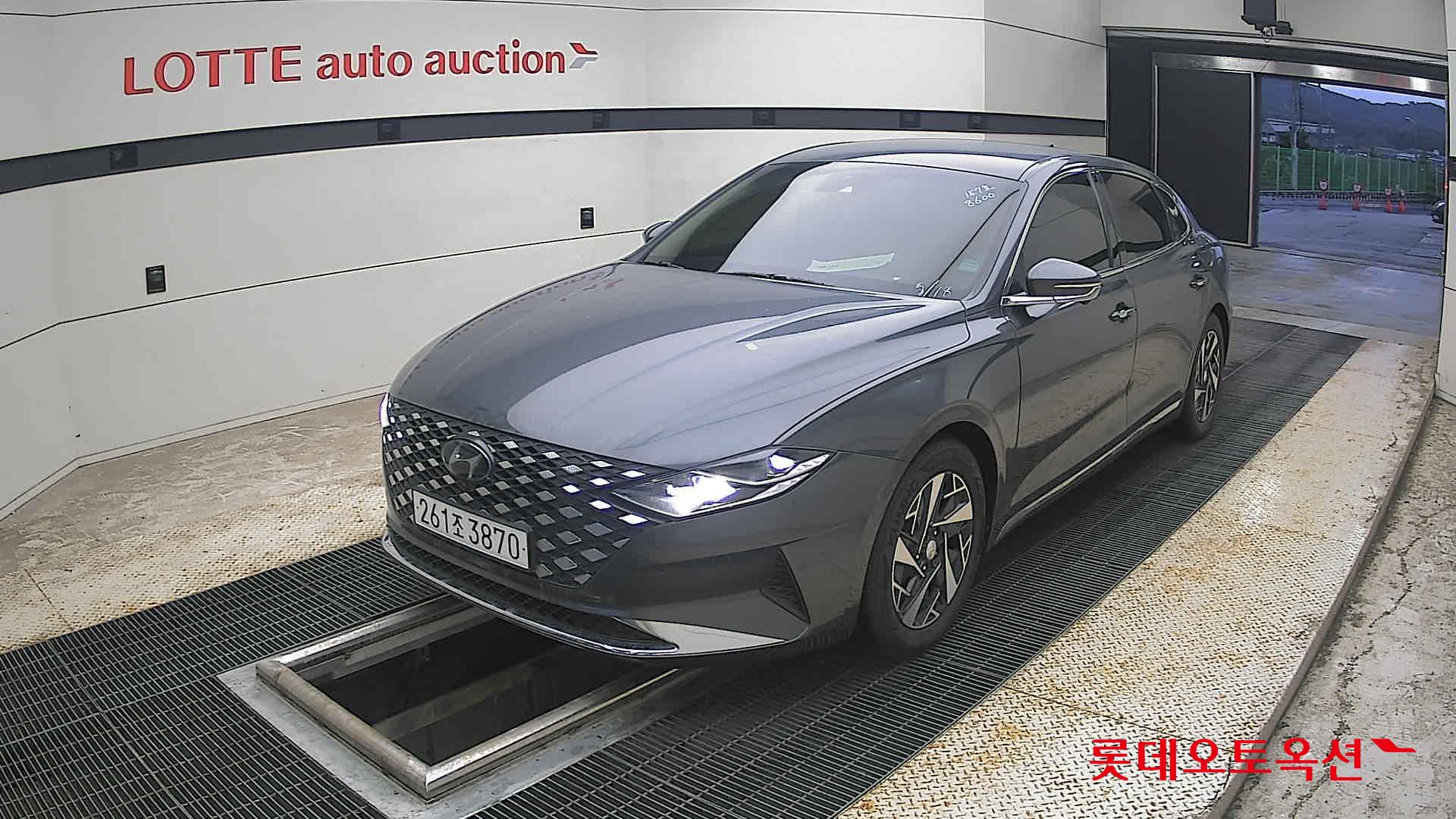 2022 - hyundai grandeur