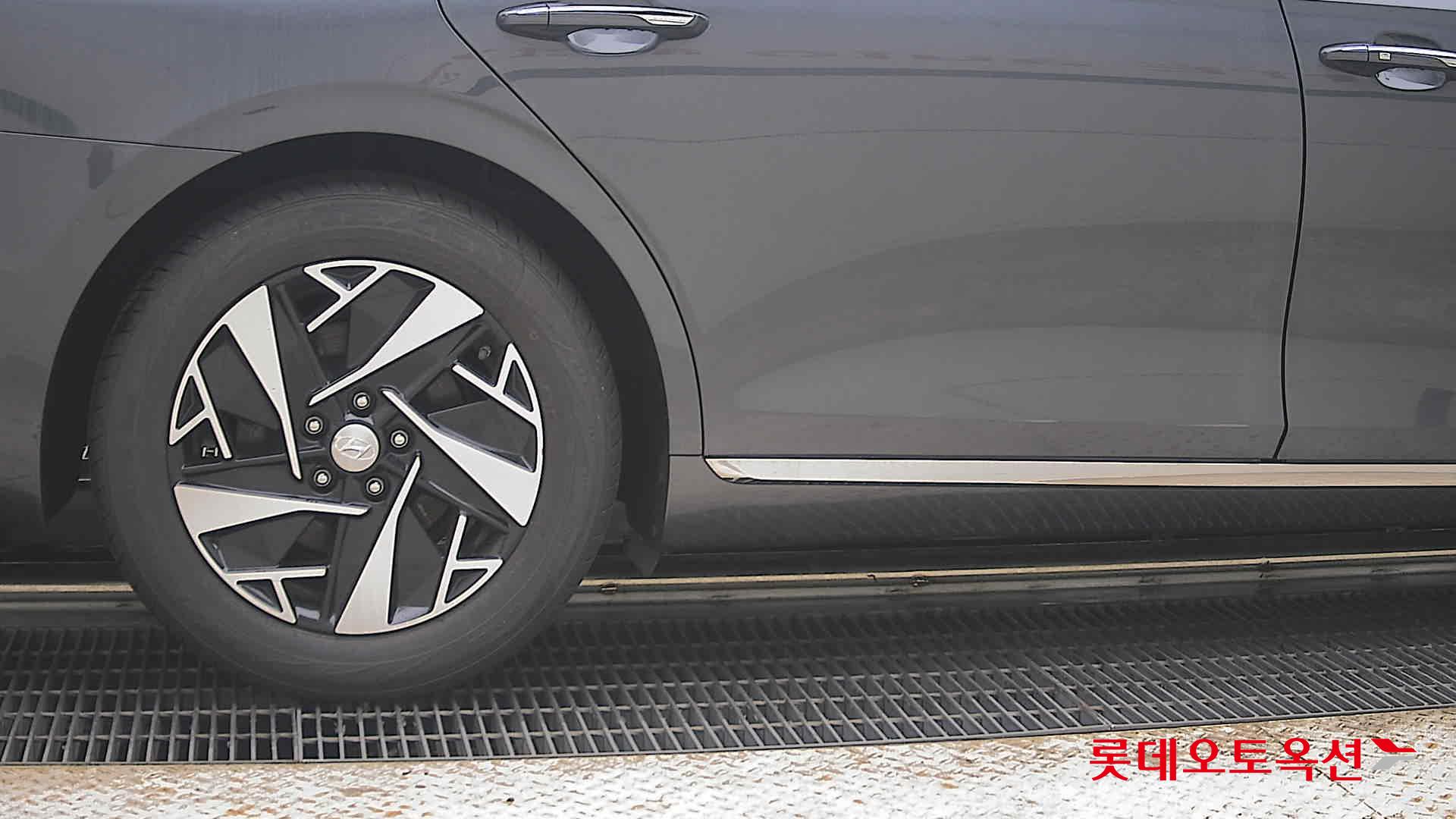 2022 - hyundai grandeur