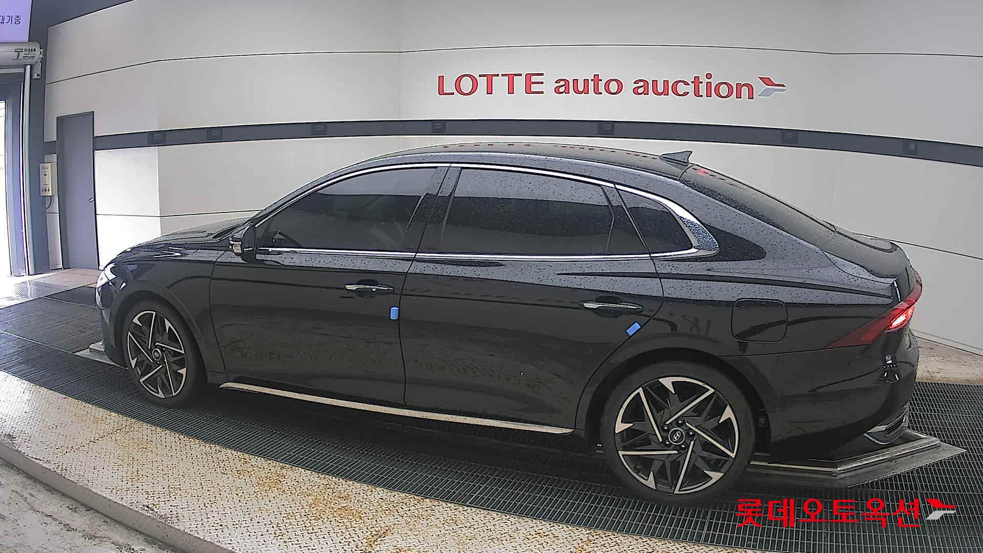 2021 - hyundai grandeur