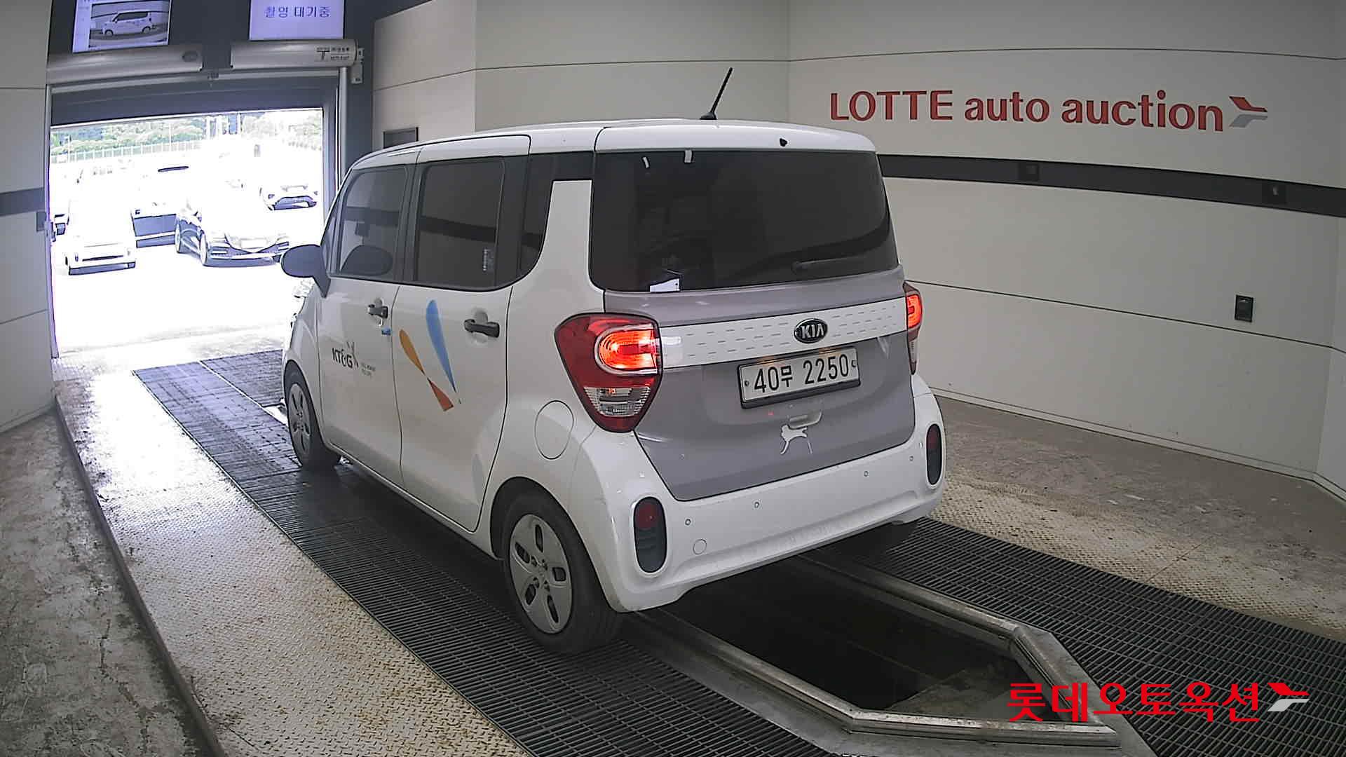 2019 - kia ray