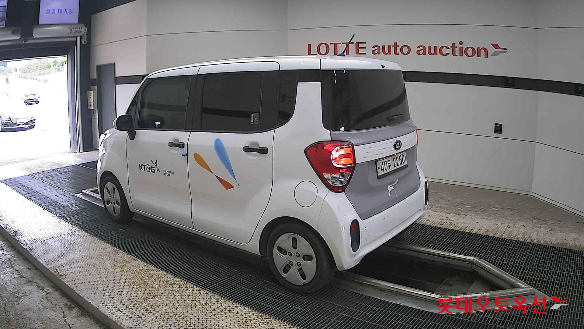 2019 - kia ray