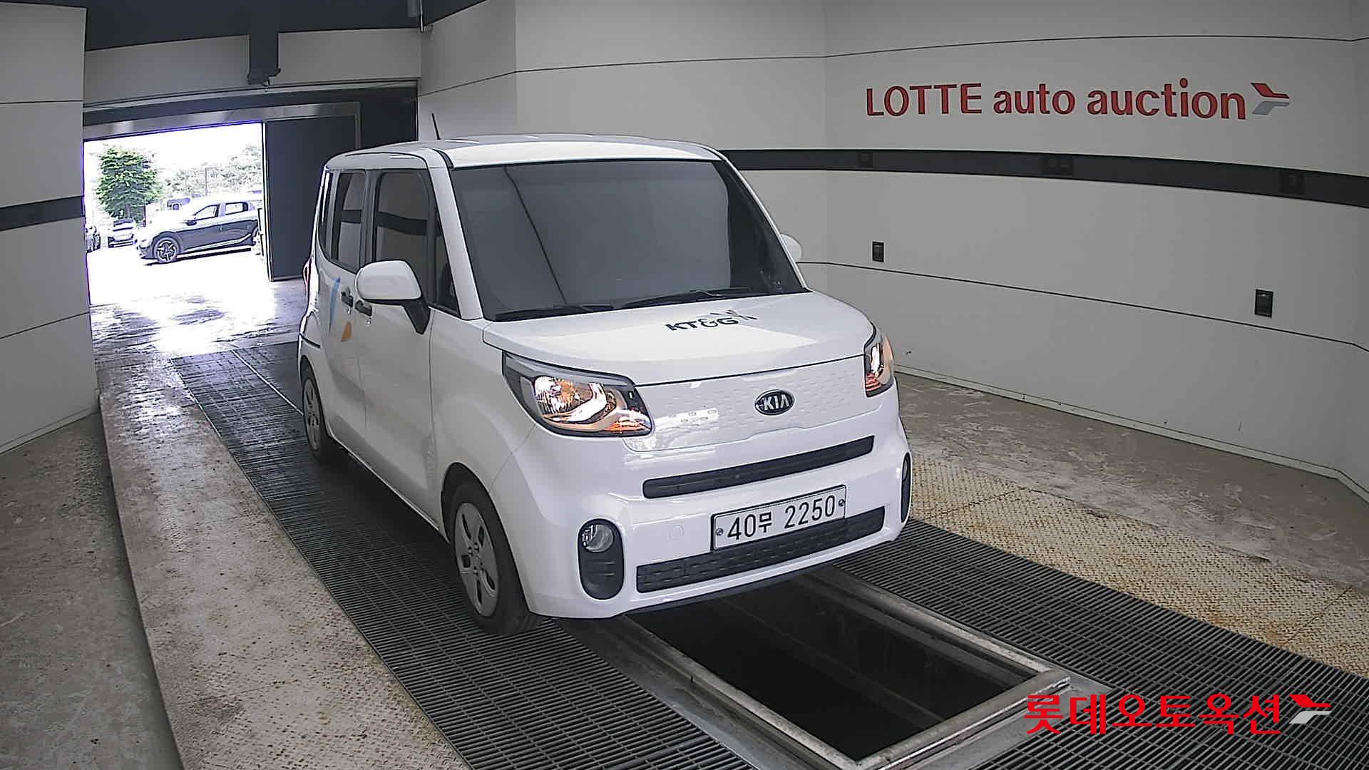 2019 - kia ray