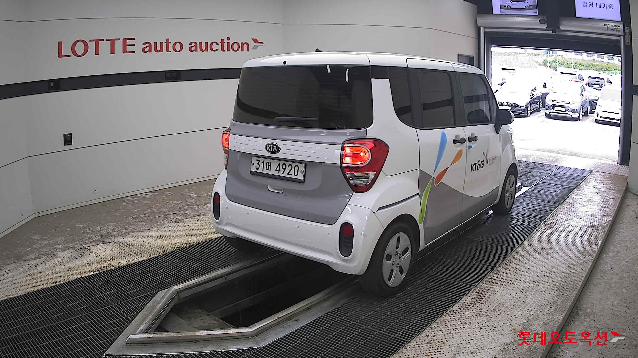 2019 - kia ray