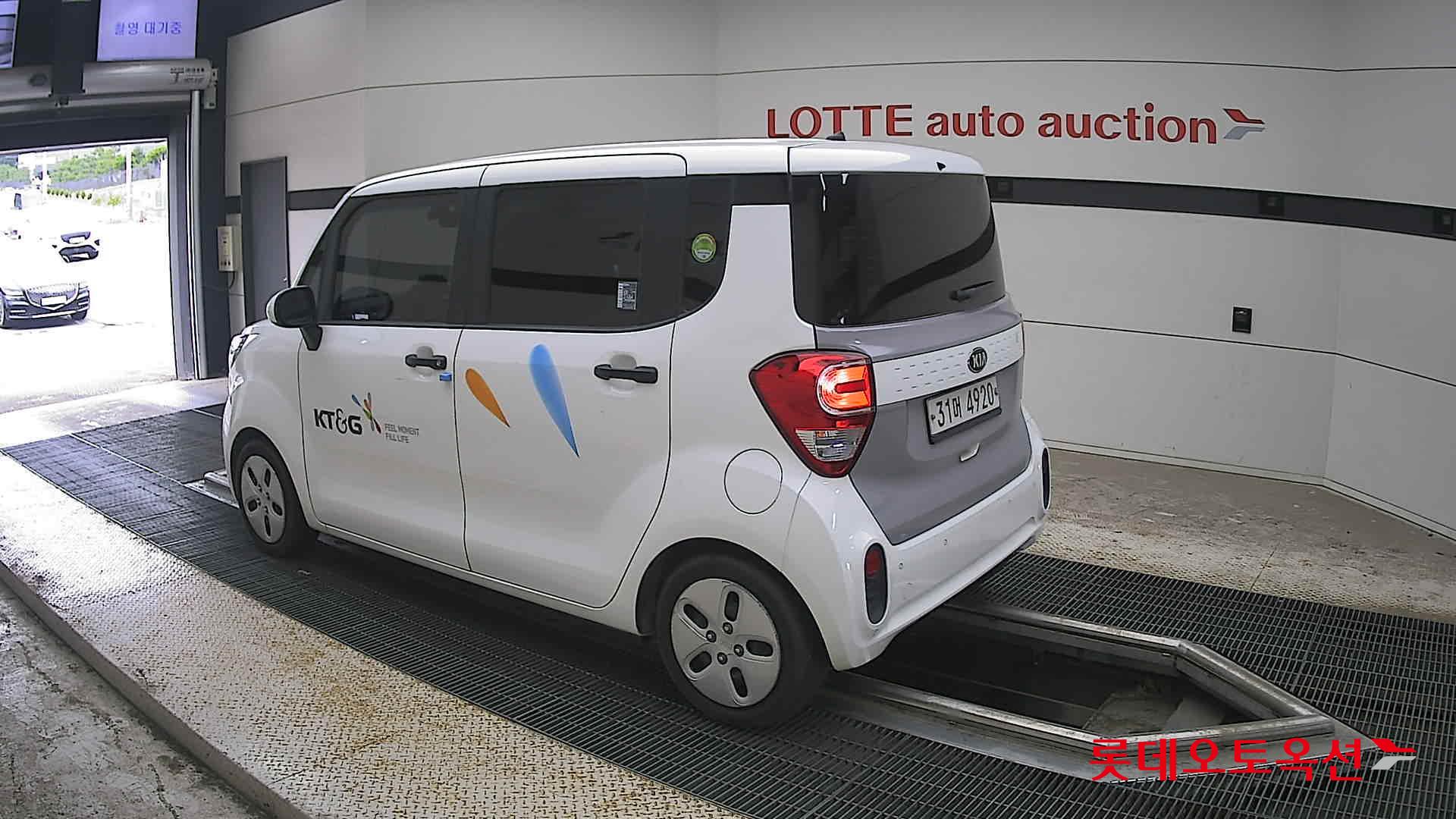 2019 - kia ray