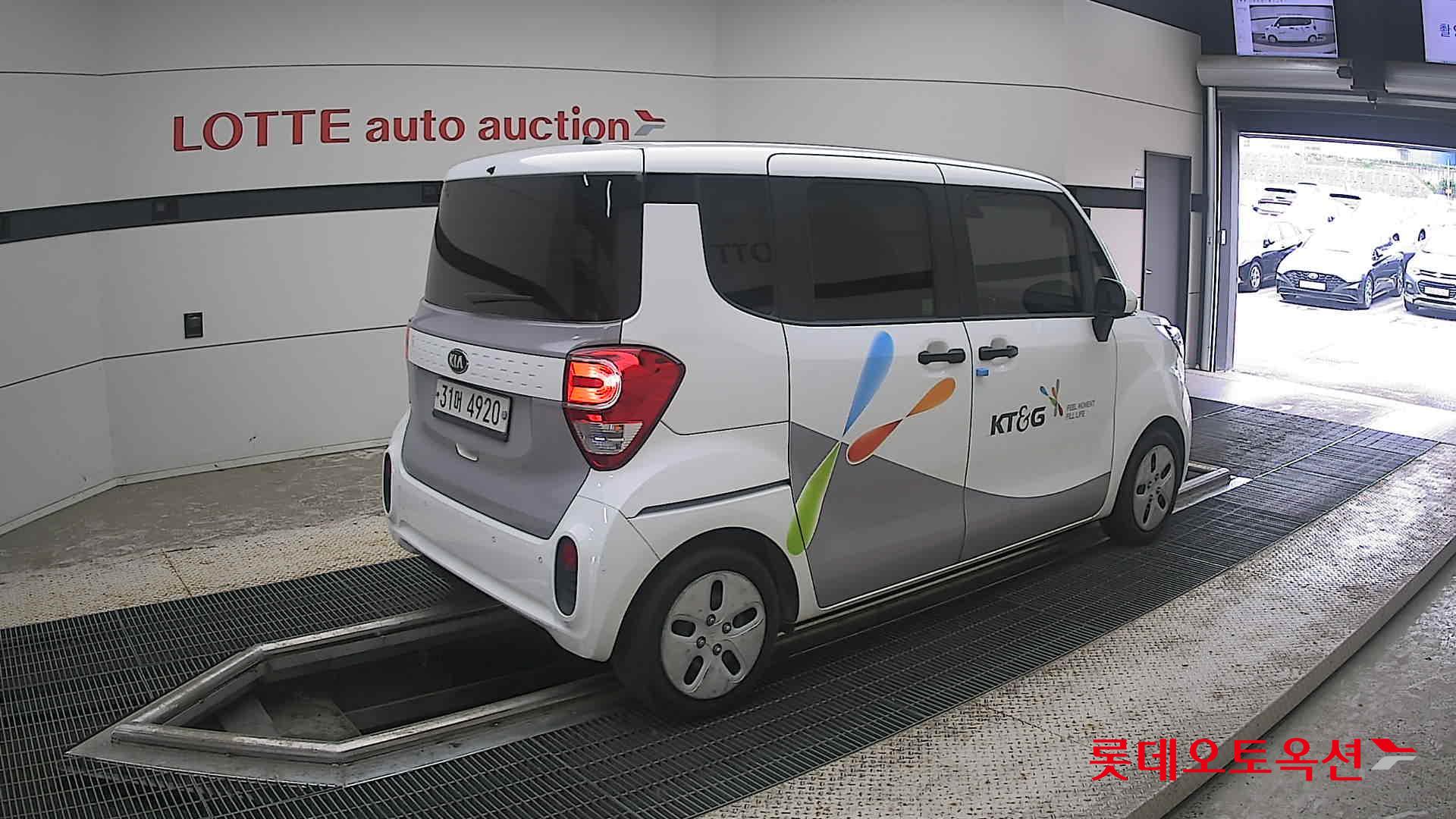 2019 - kia ray