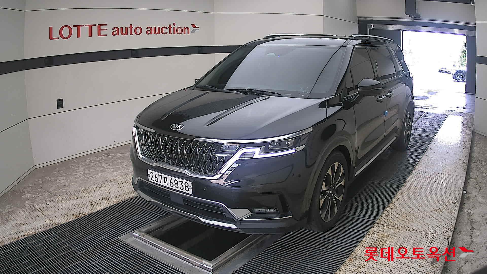 2021 - kia carnival