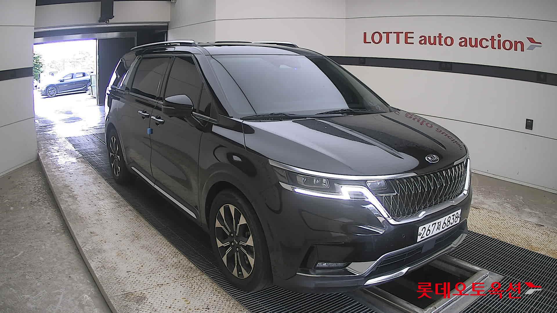 2021 - kia carnival