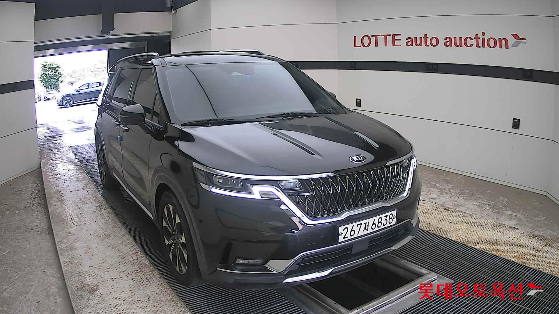 2021 - kia carnival
