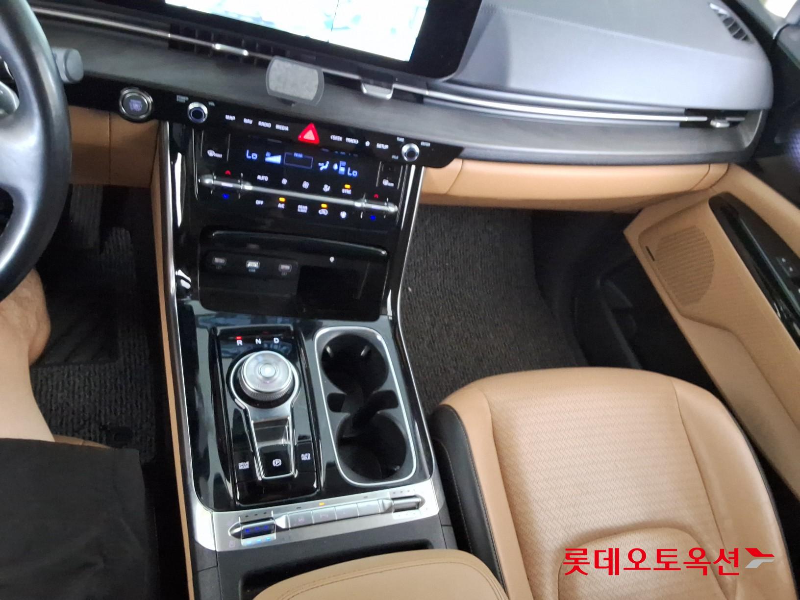 2021 - kia carnival