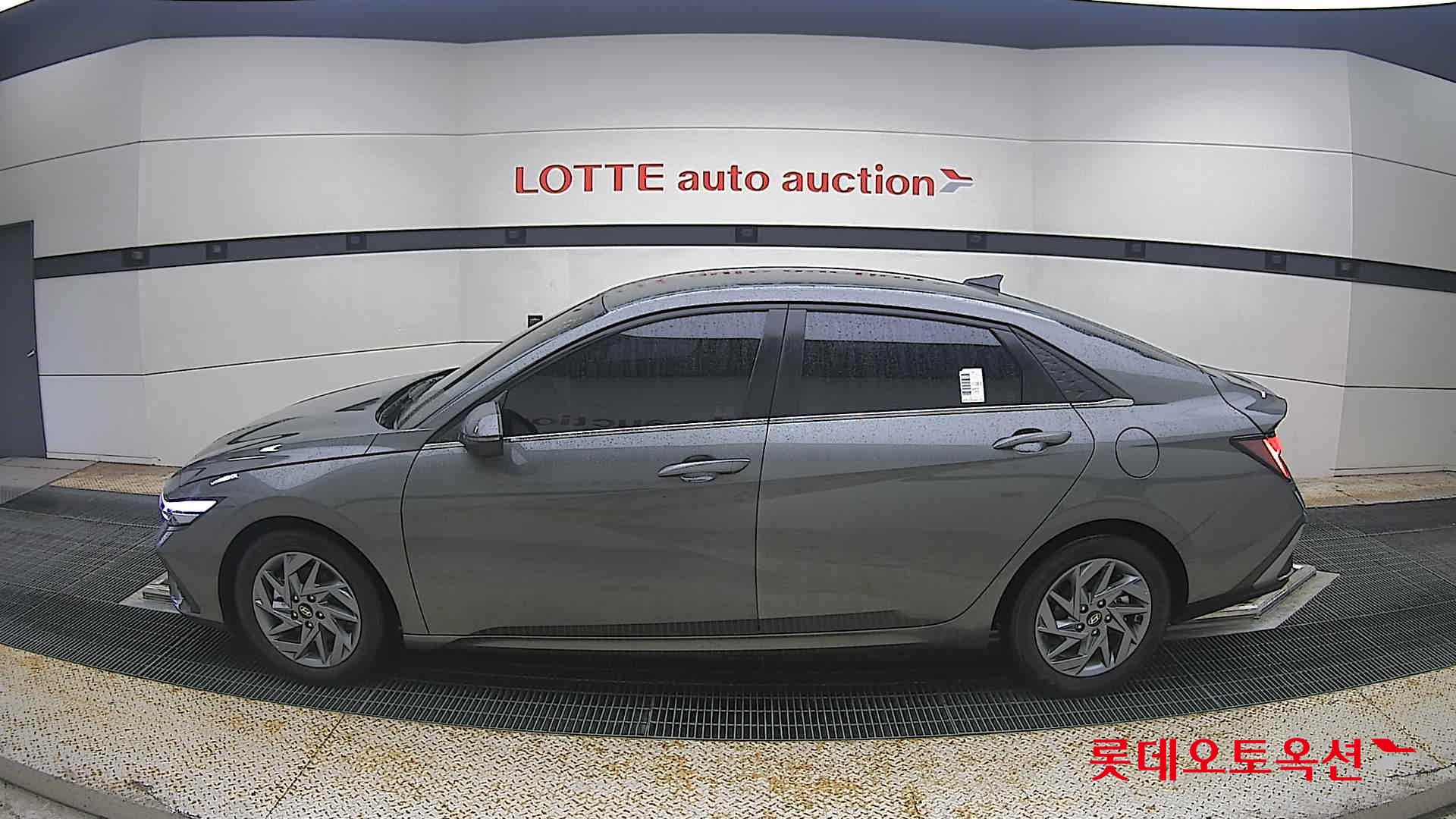 2025 - hyundai avante
