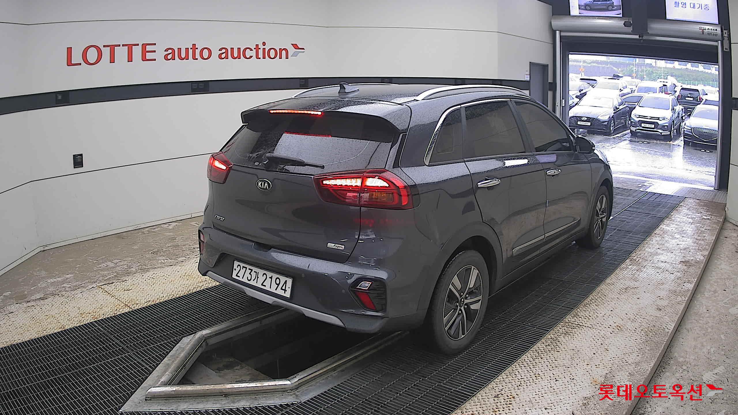2021 - kia niro