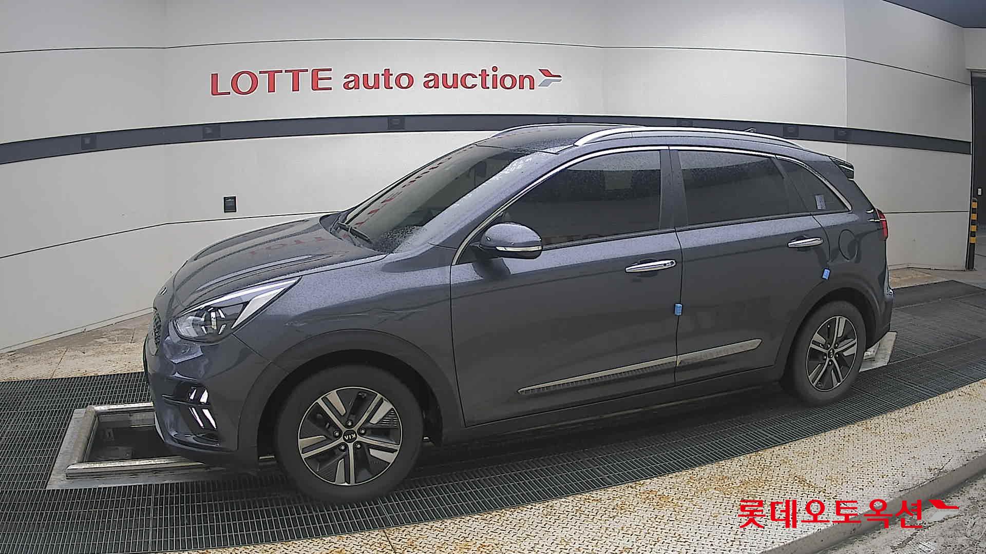 2021 - kia niro