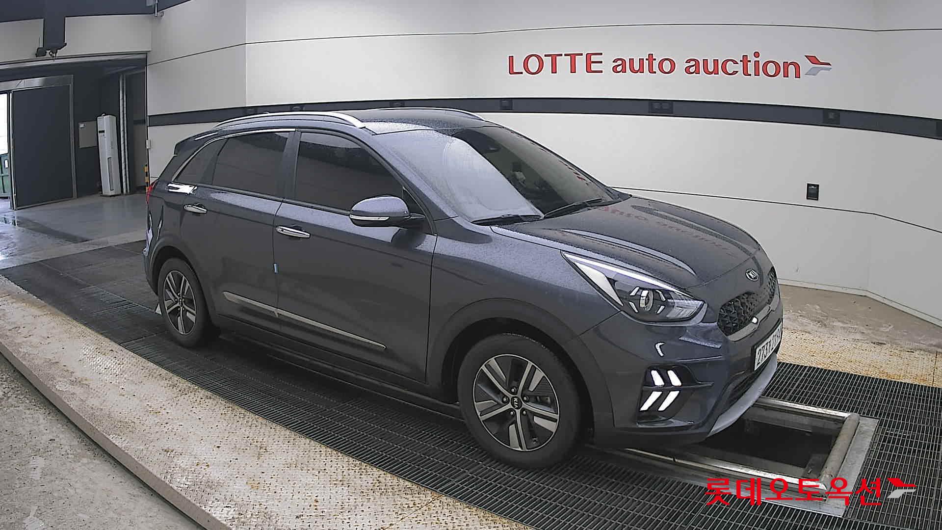 2021 - kia niro
