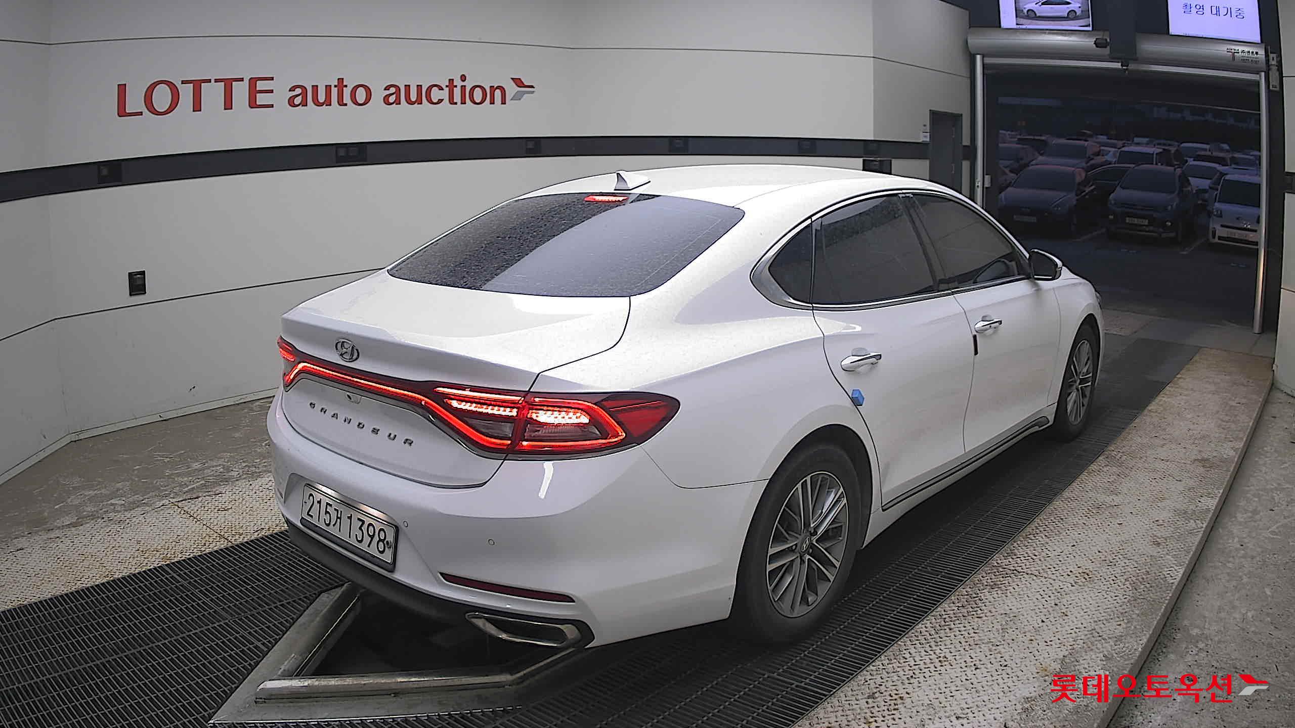 2019 - hyundai grandeur