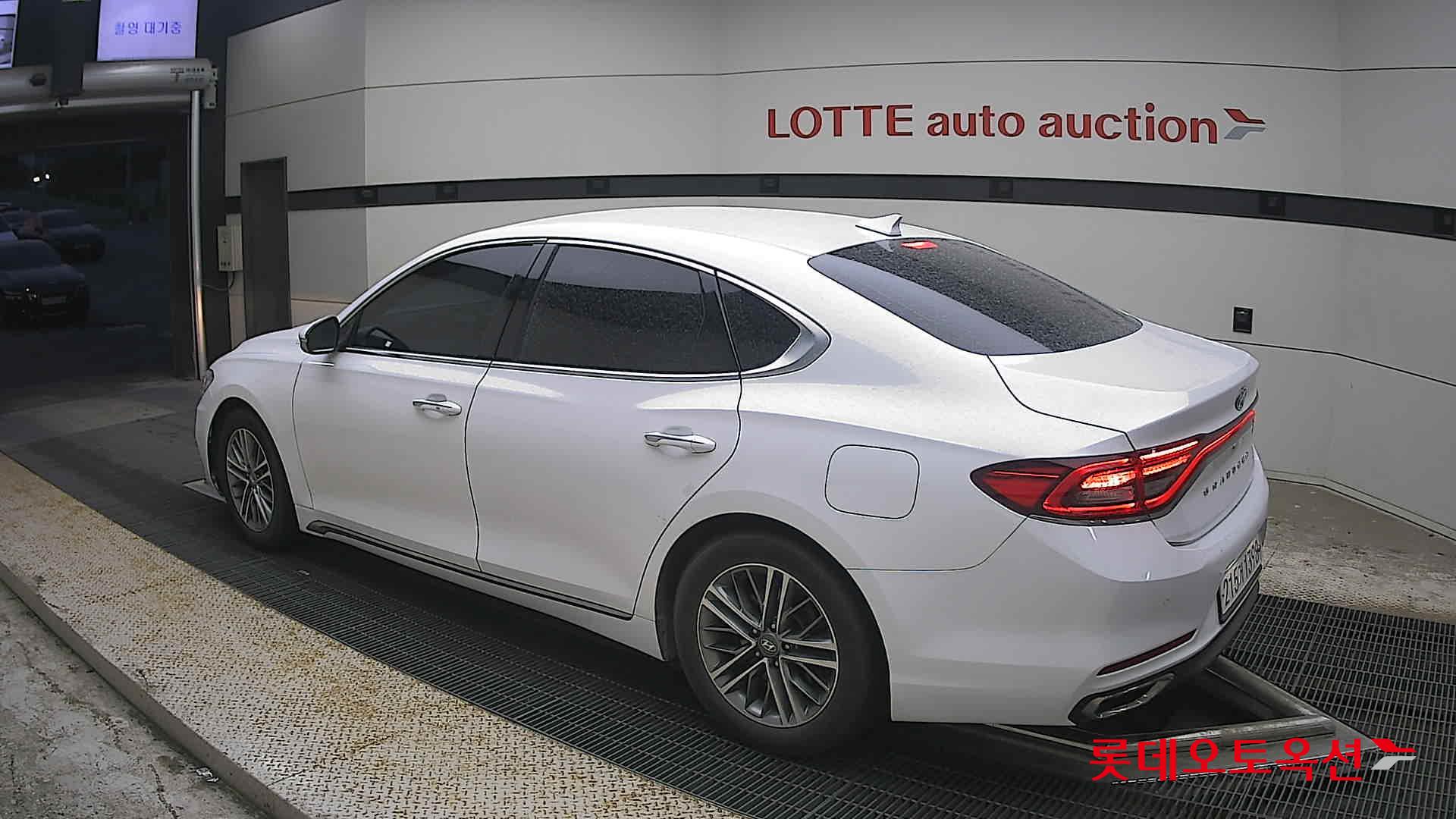 2019 - hyundai grandeur