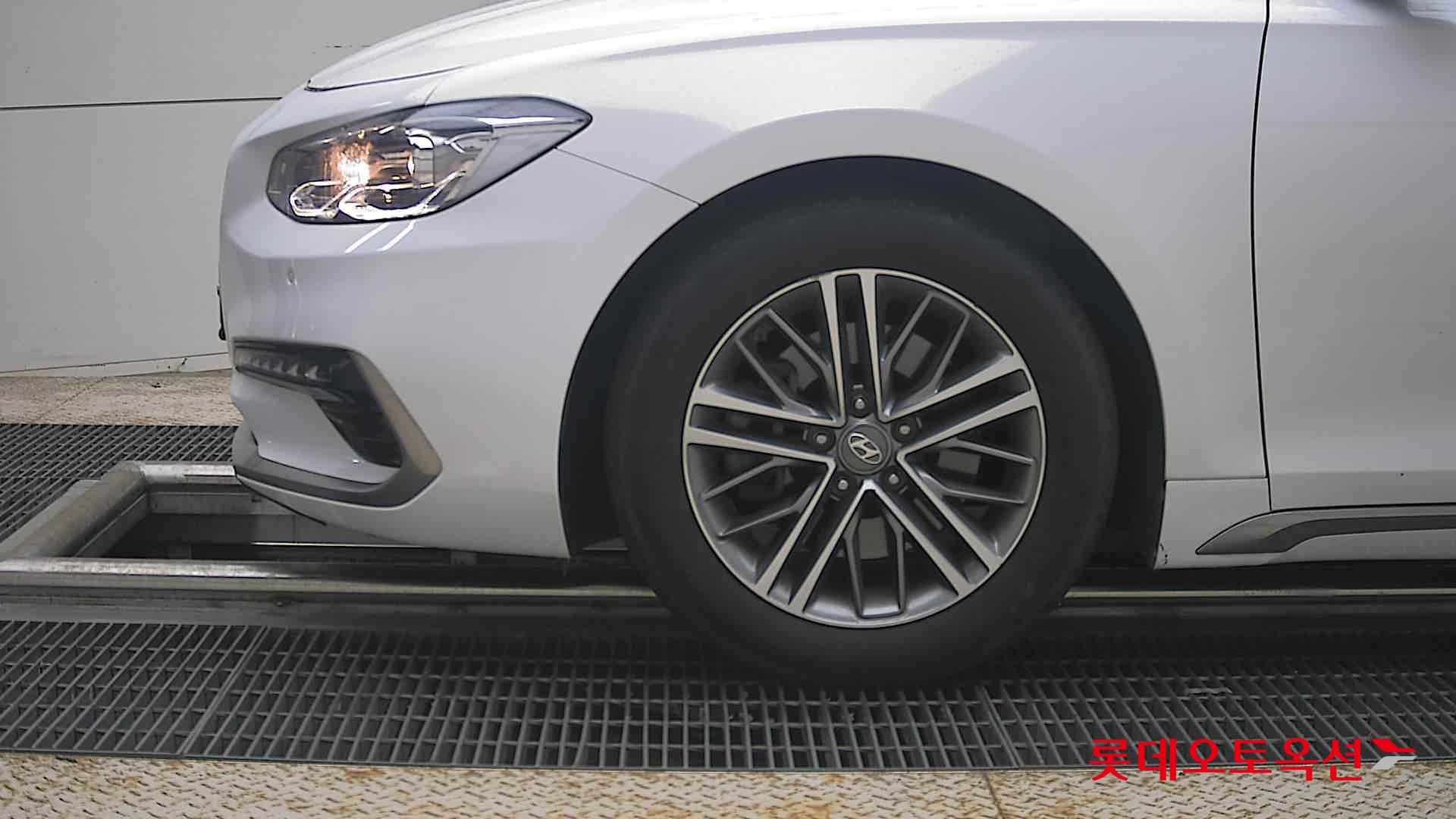 2019 - hyundai grandeur