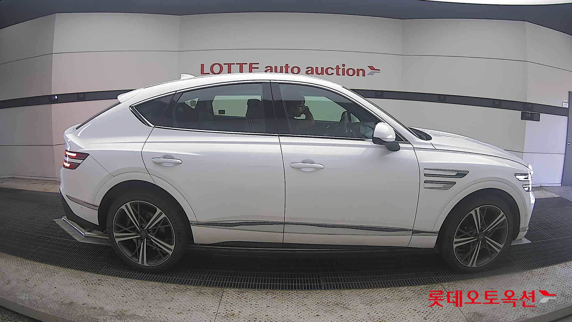 2024 - genesis gv80