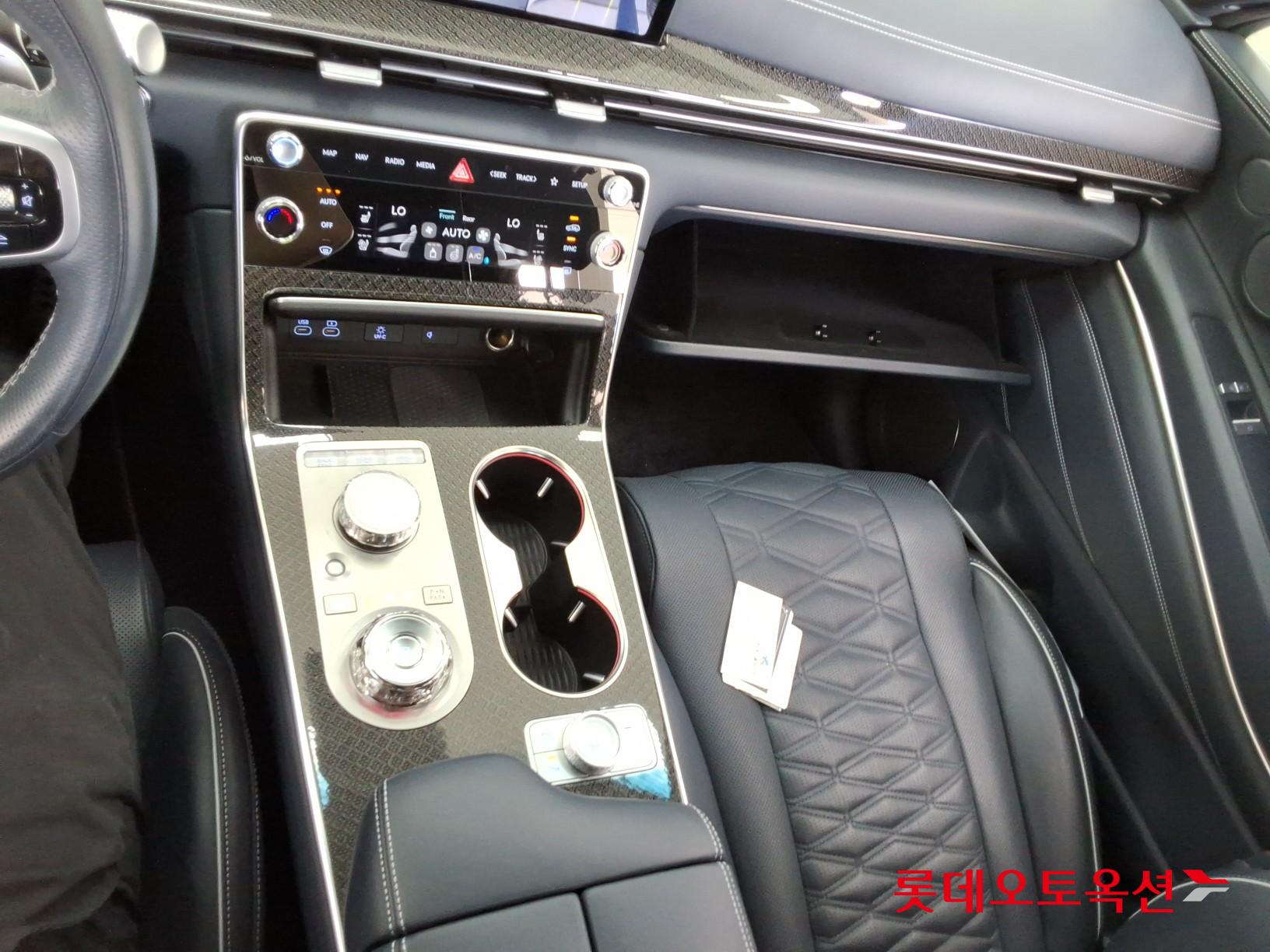 2024 - genesis gv80