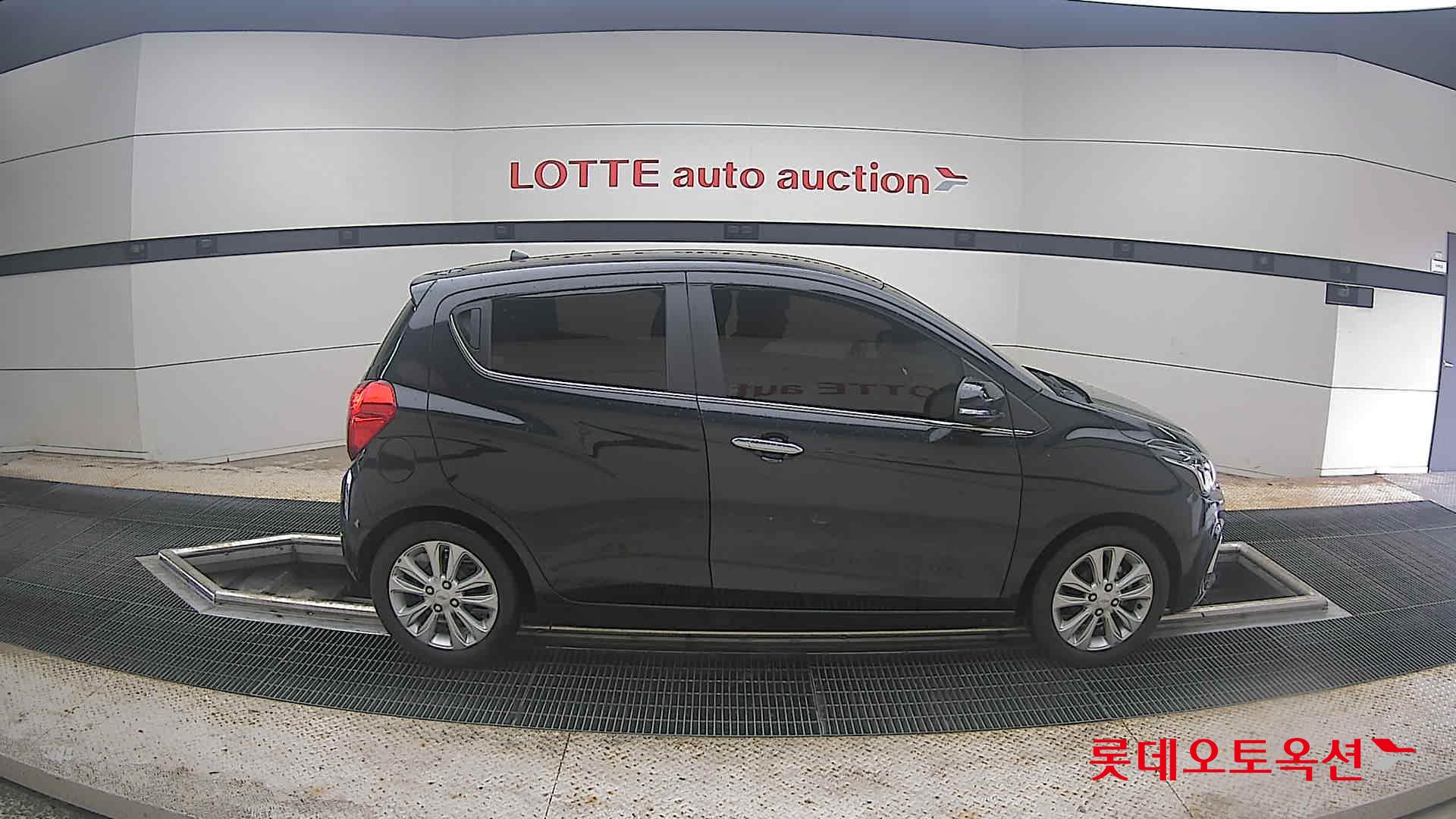 2016 - chevrolet spark