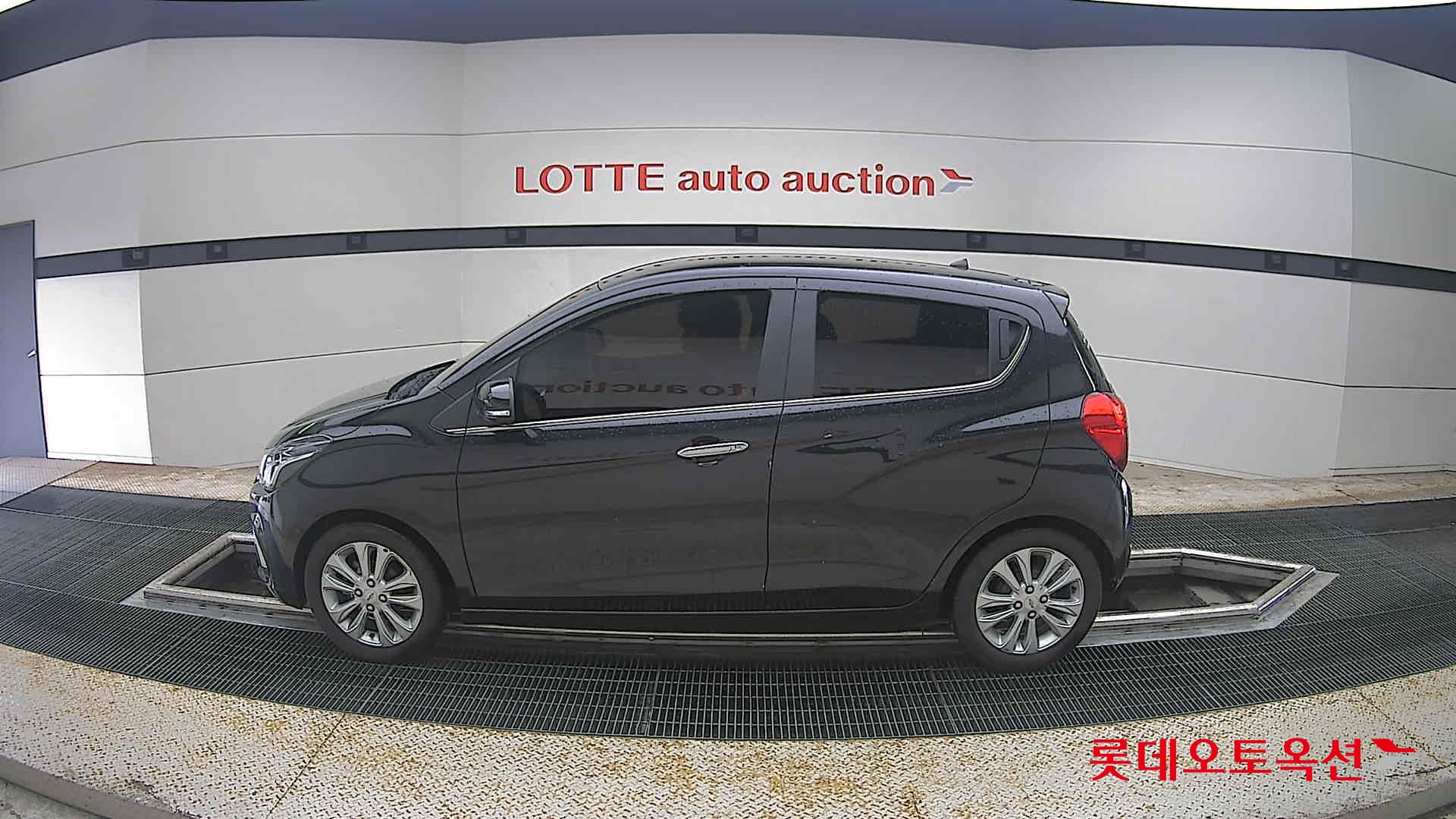 2016 - chevrolet spark