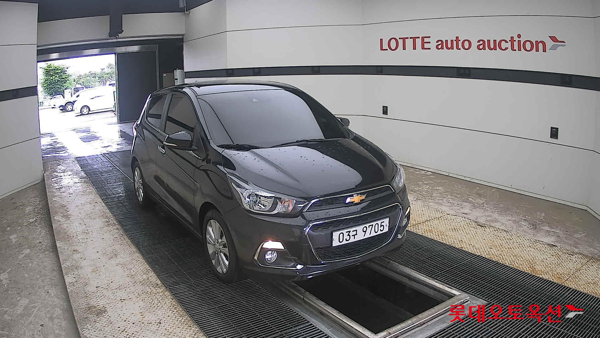 2016 - chevrolet spark