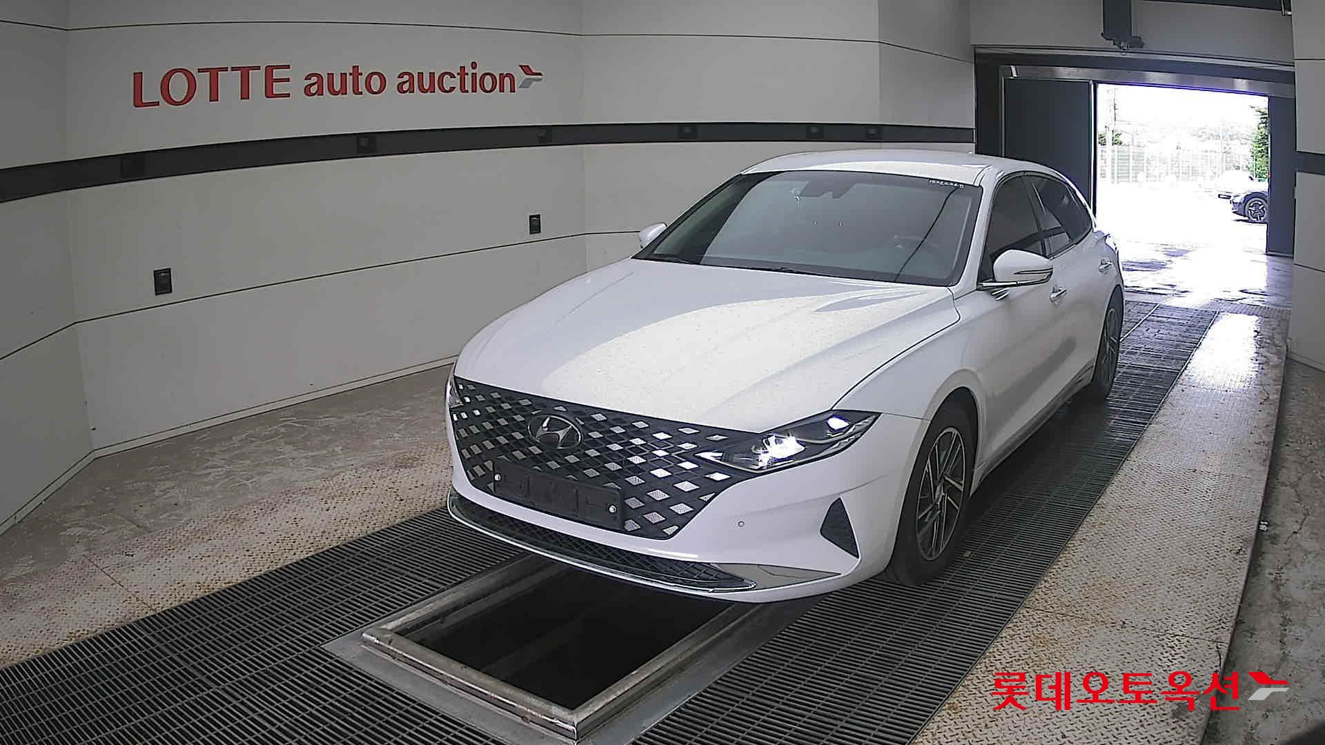 2020 - hyundai grandeur