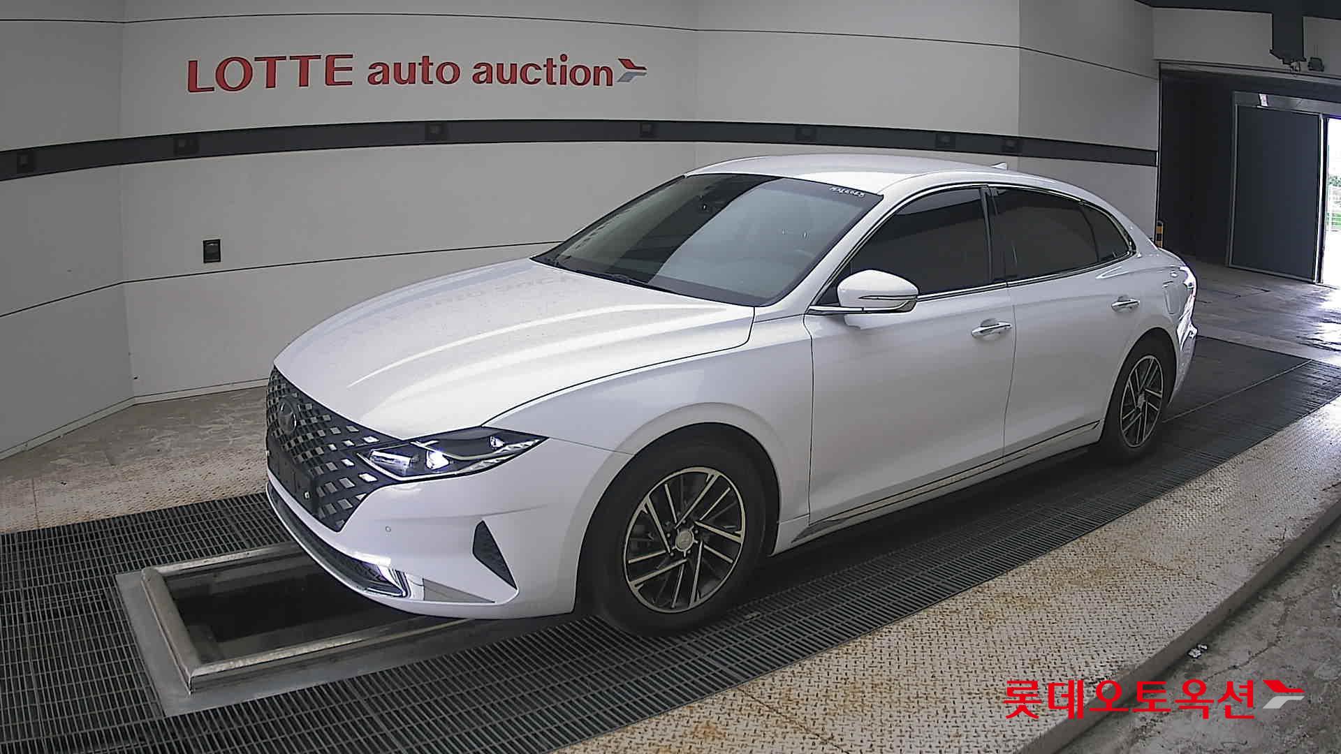 2020 - hyundai grandeur