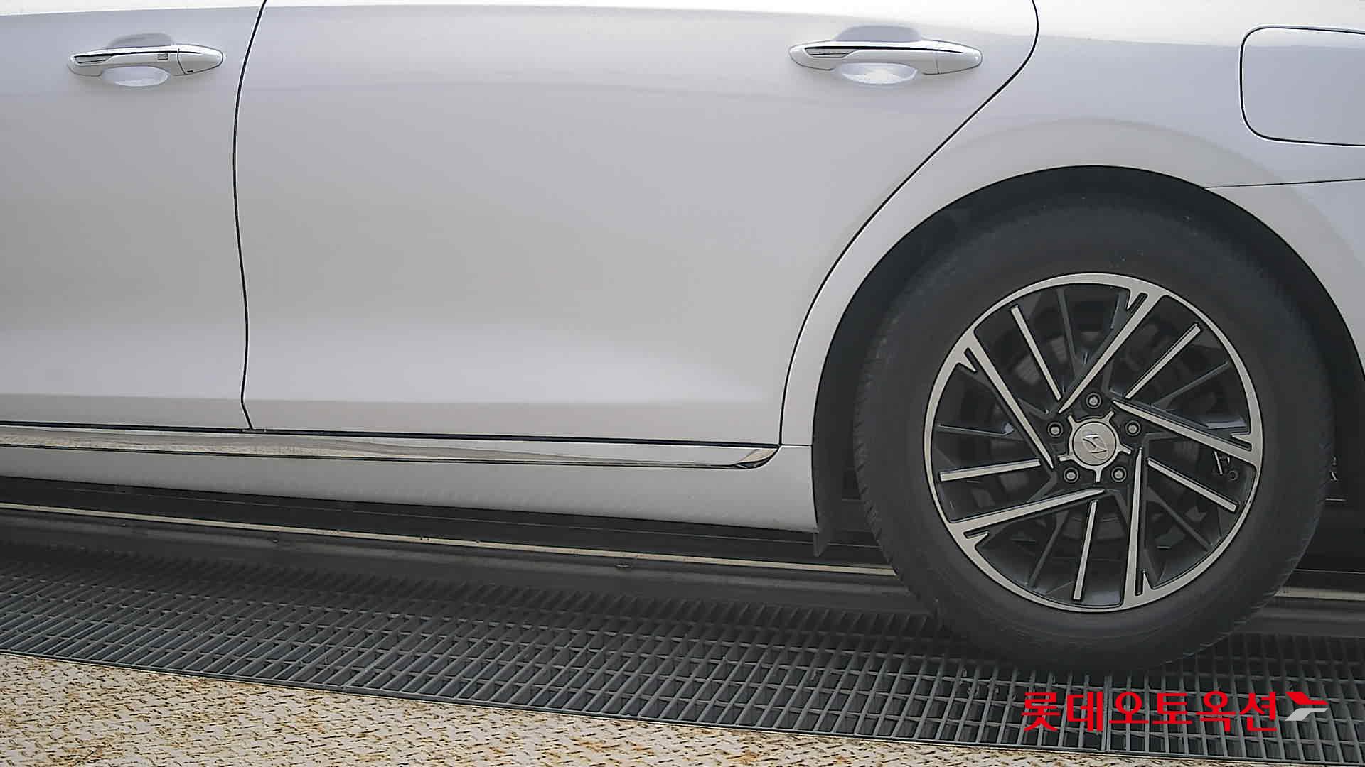 2020 - hyundai grandeur