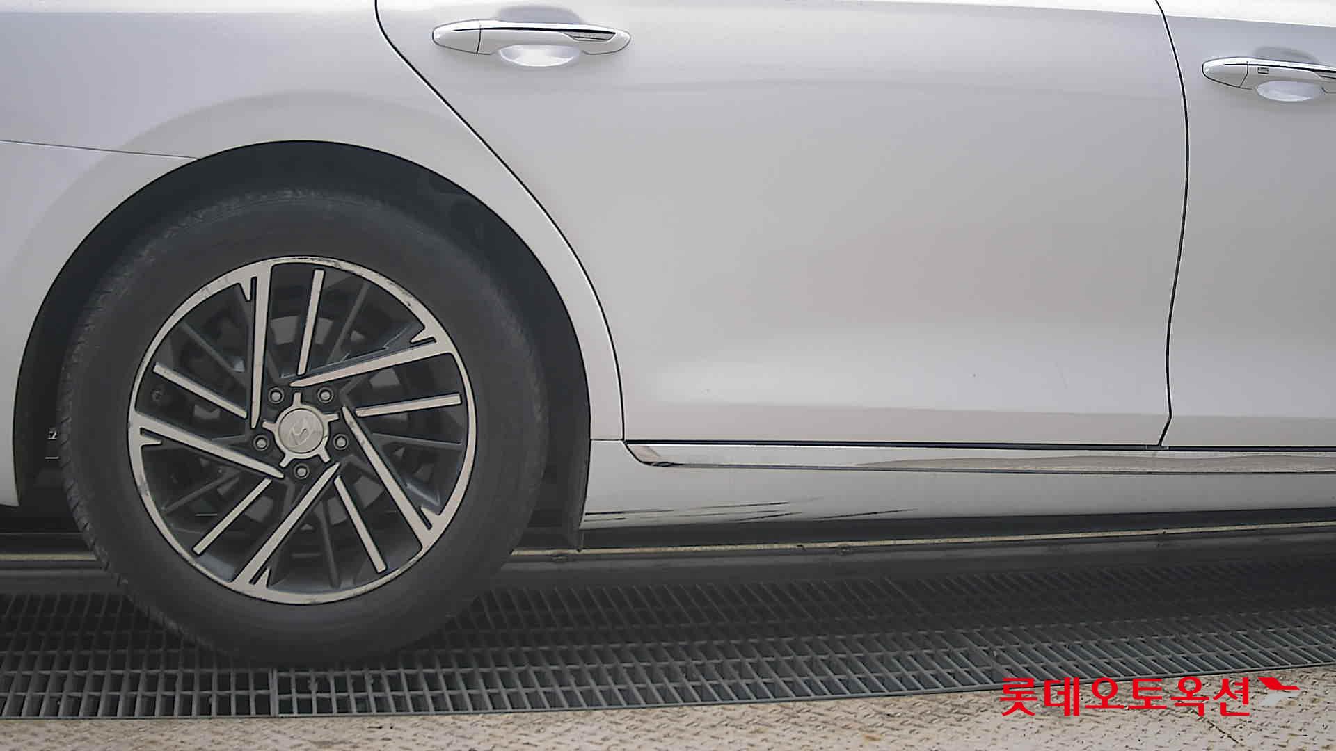 2020 - hyundai grandeur