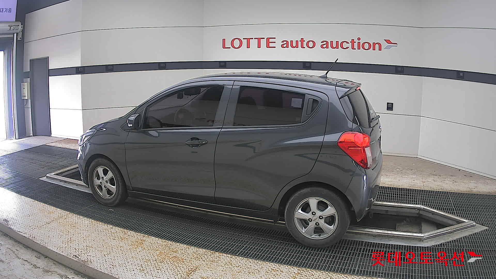 2019 - chevrolet spark