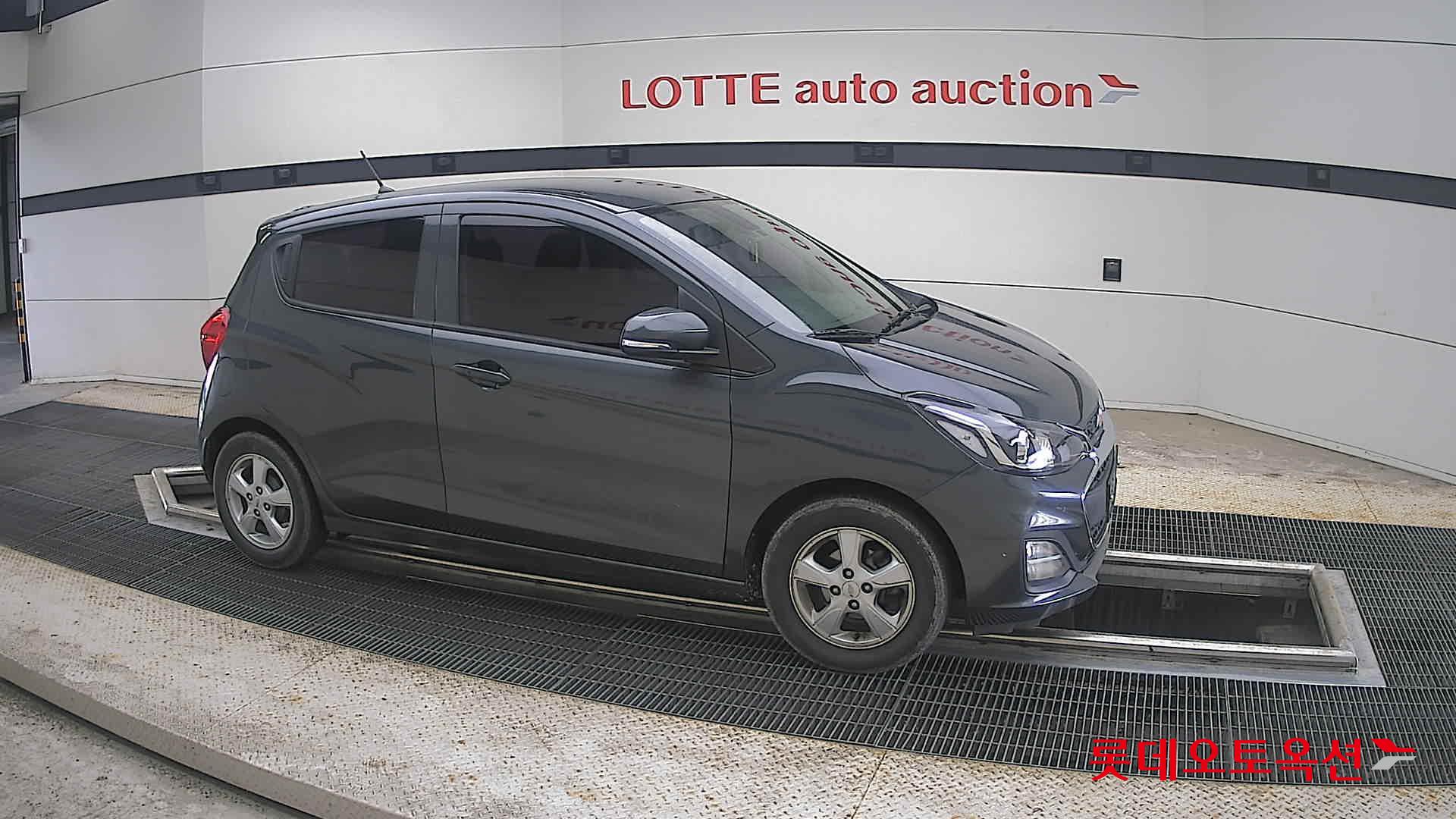2019 - chevrolet spark