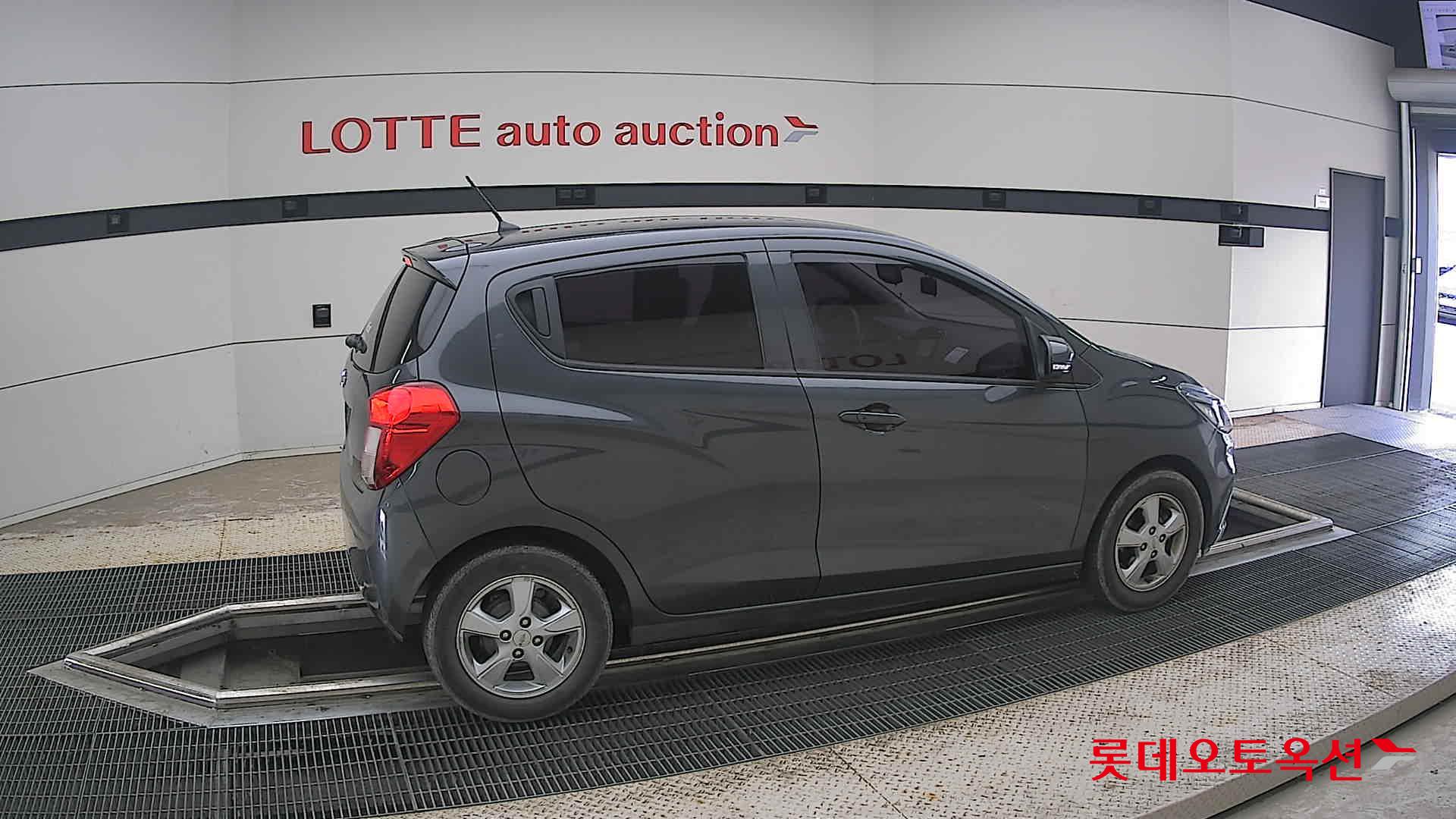 2019 - chevrolet spark