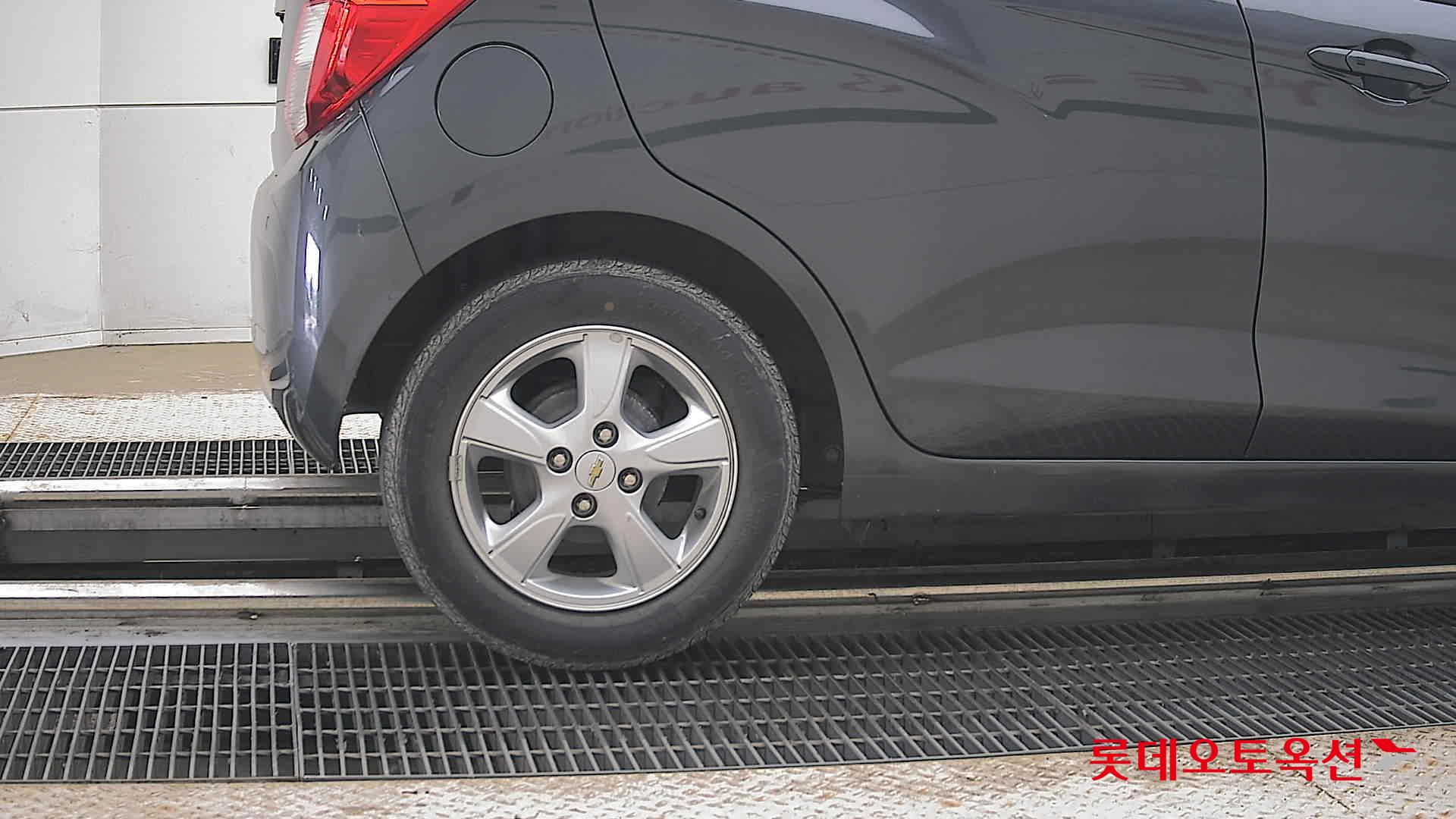 2019 - chevrolet spark