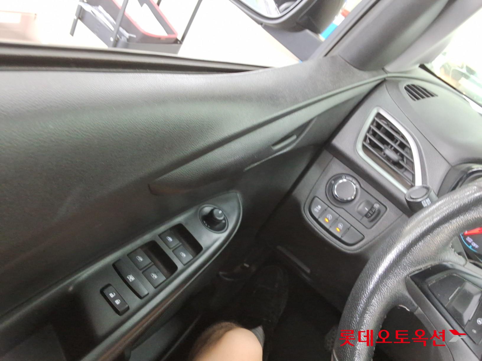 2019 - chevrolet spark