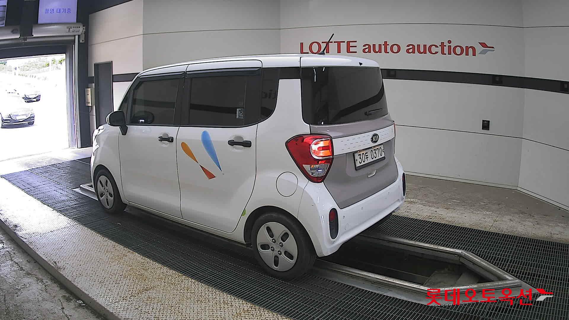 2019 - kia ray