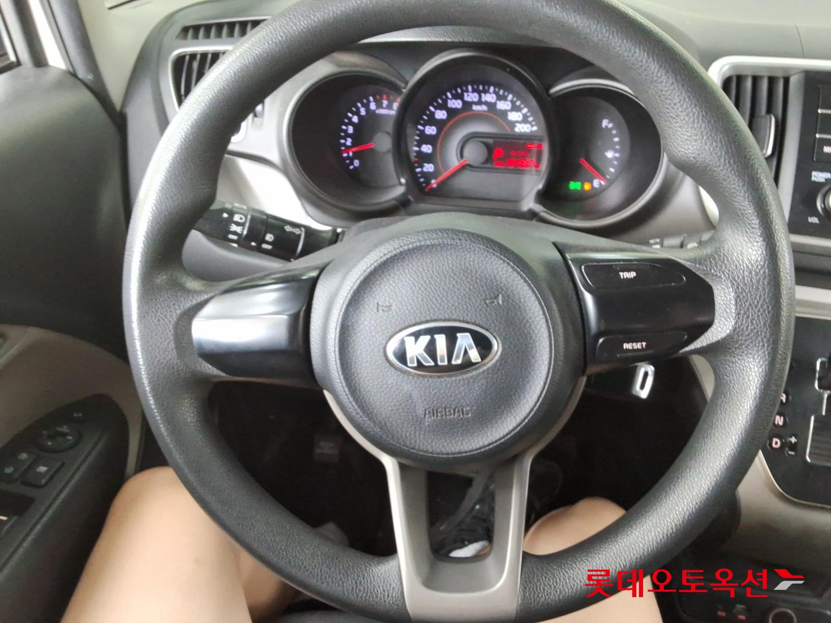 2019 - kia ray