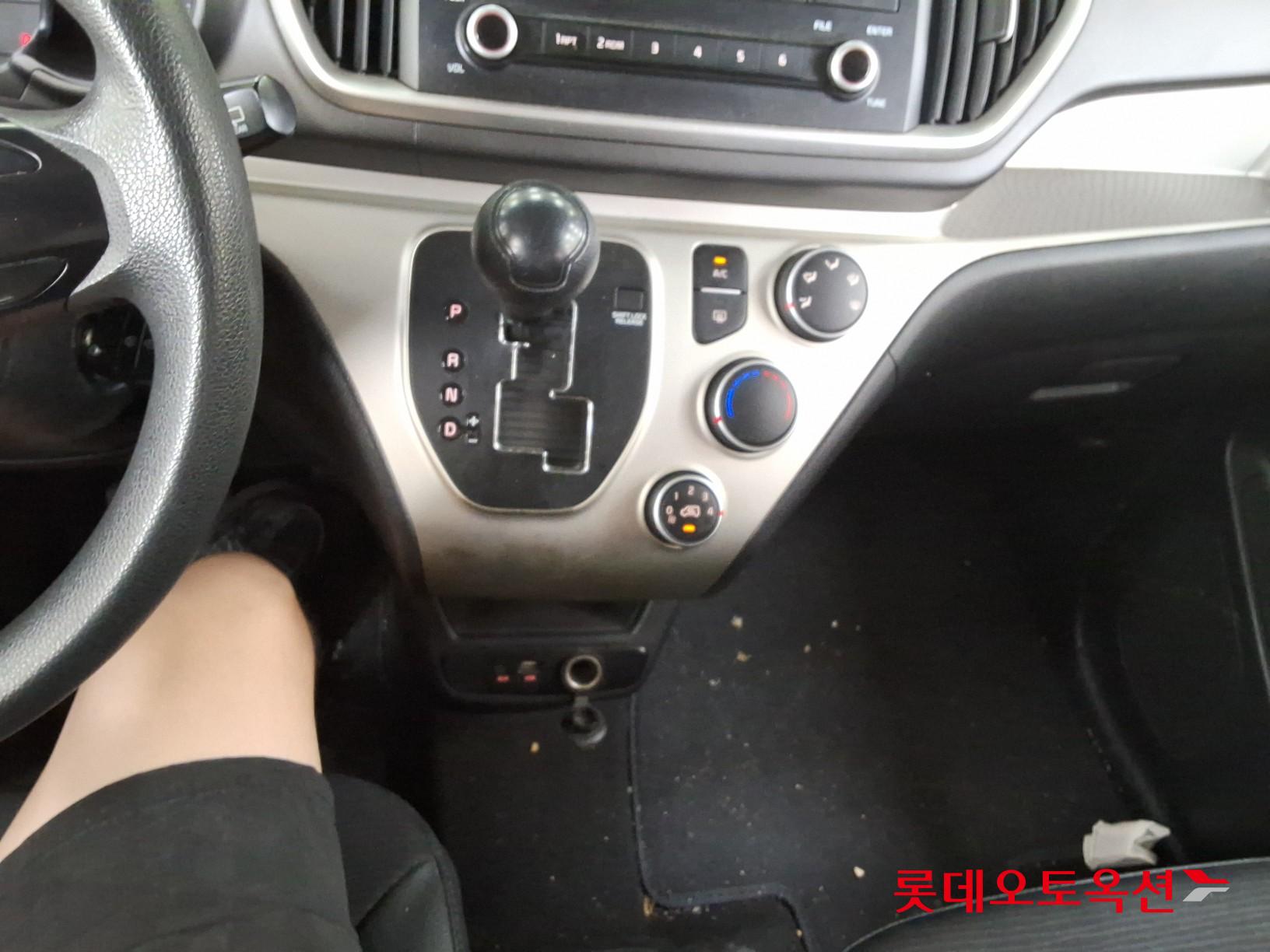 2019 - kia ray