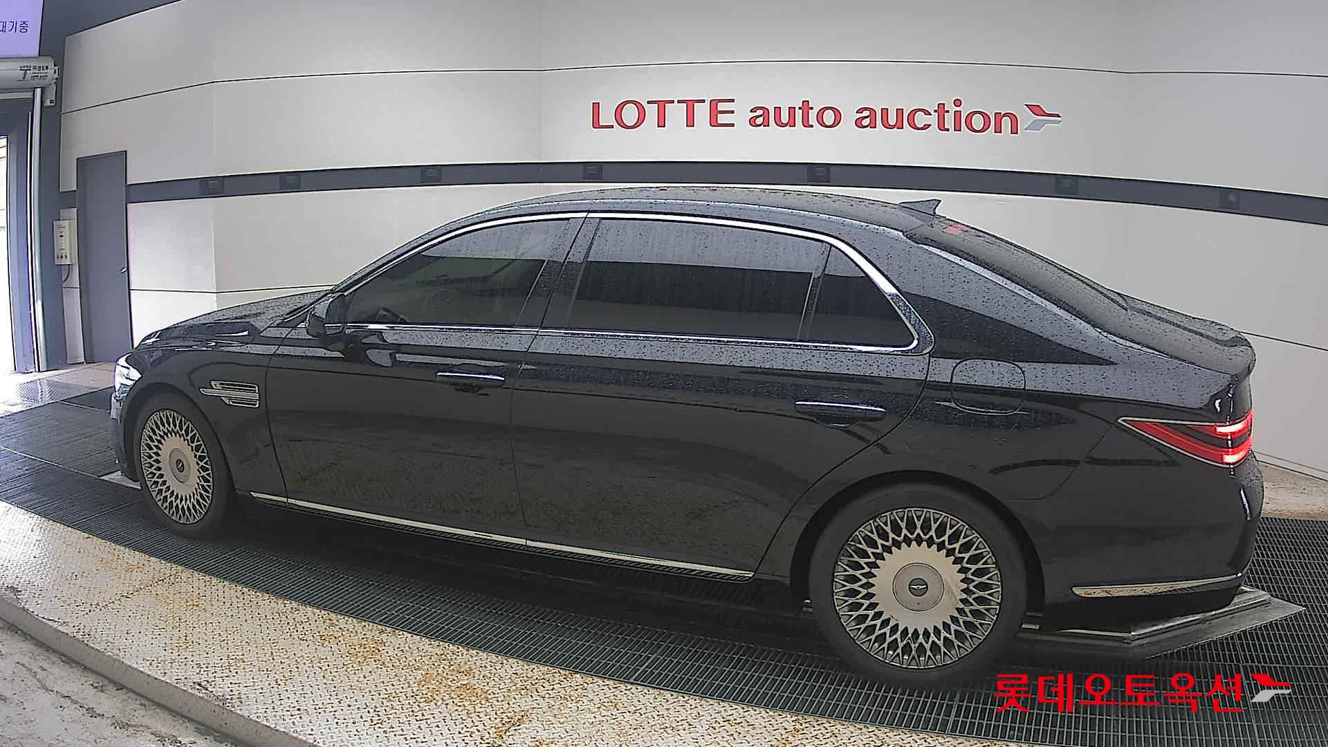 2020 - genesis g90