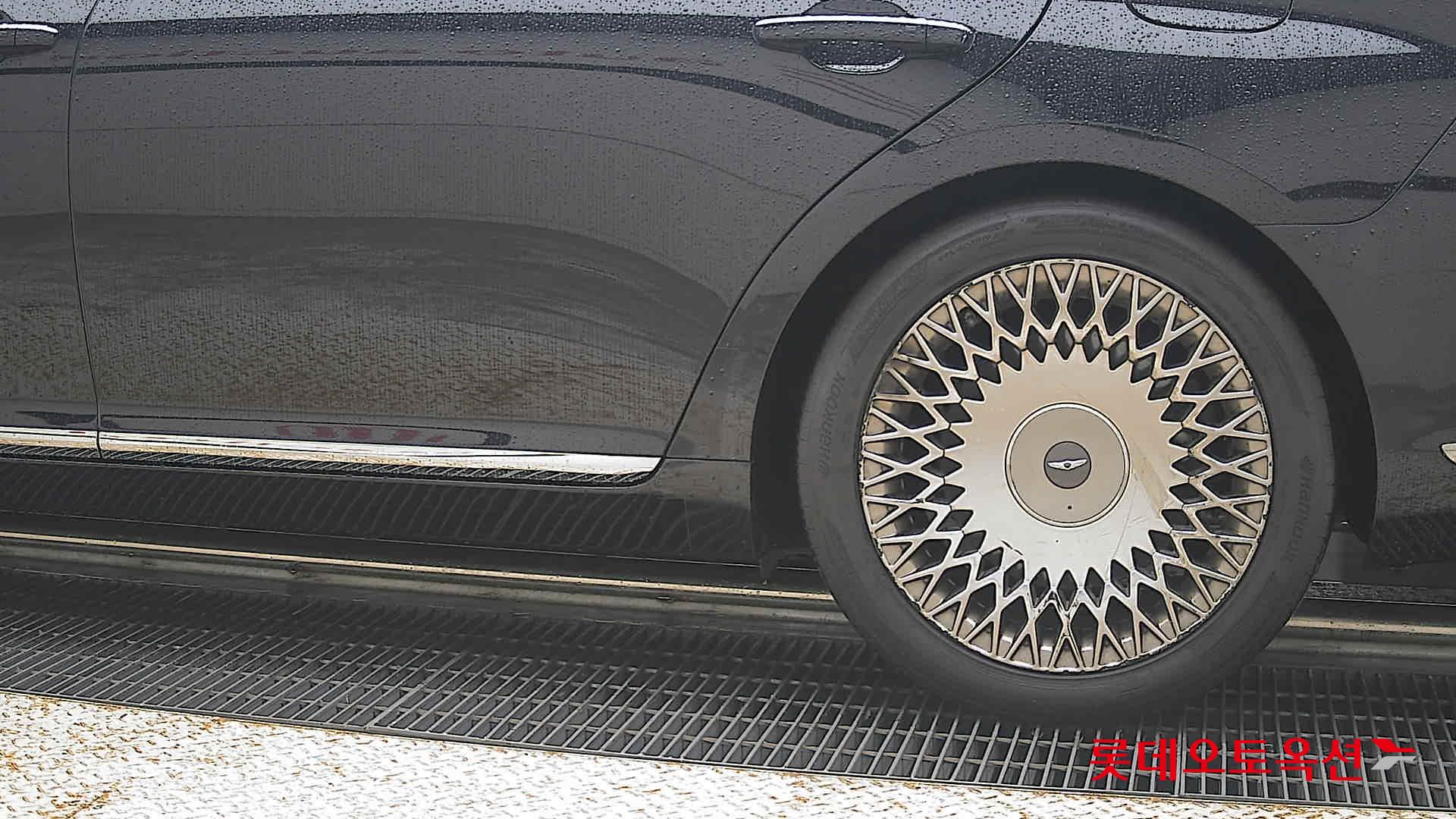 2020 - genesis g90