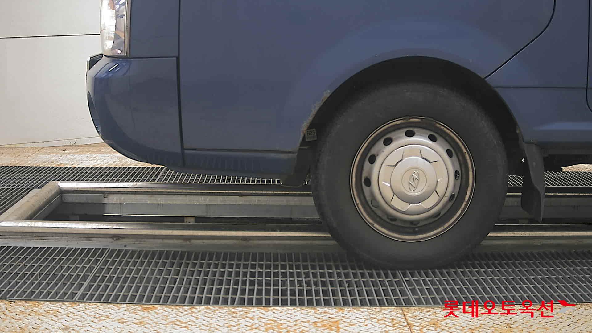 2011 - hyundai porter