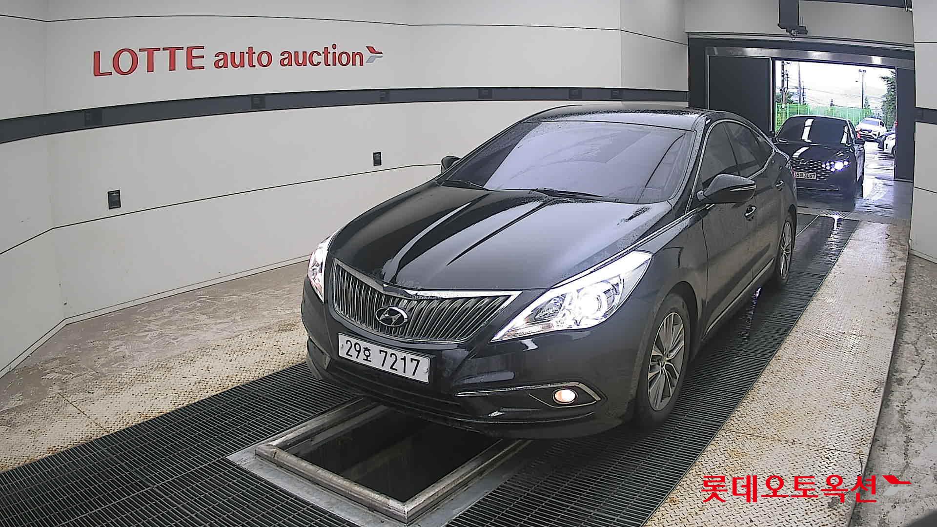2016 - hyundai grandeur