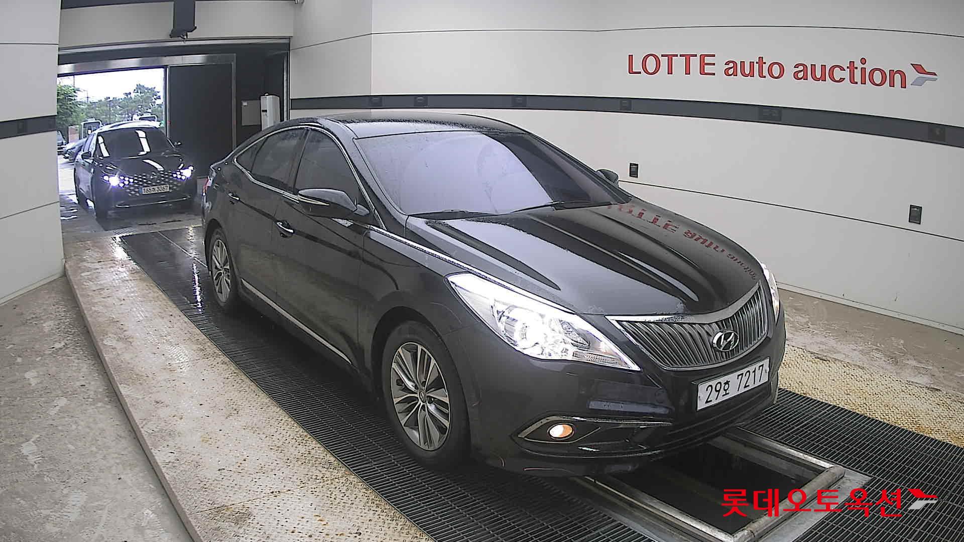 2016 - hyundai grandeur