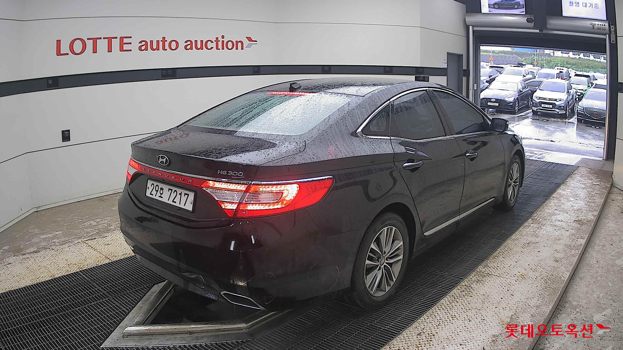 2016 - hyundai grandeur